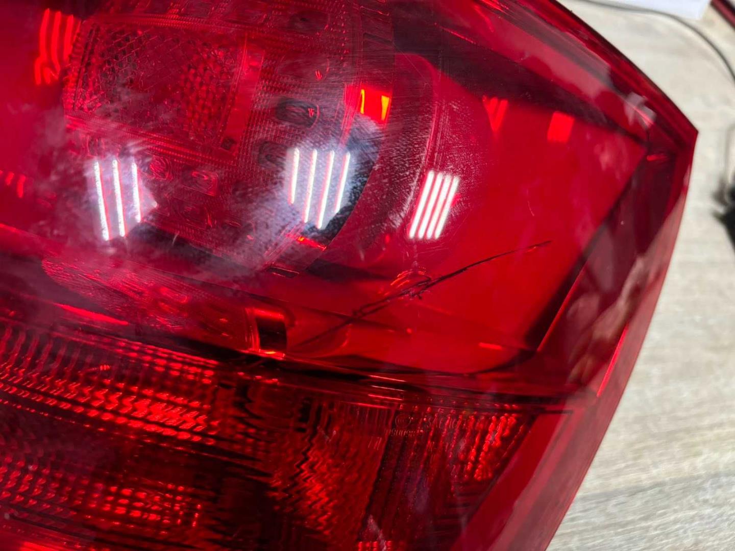 Фонарь задний внутренний правый