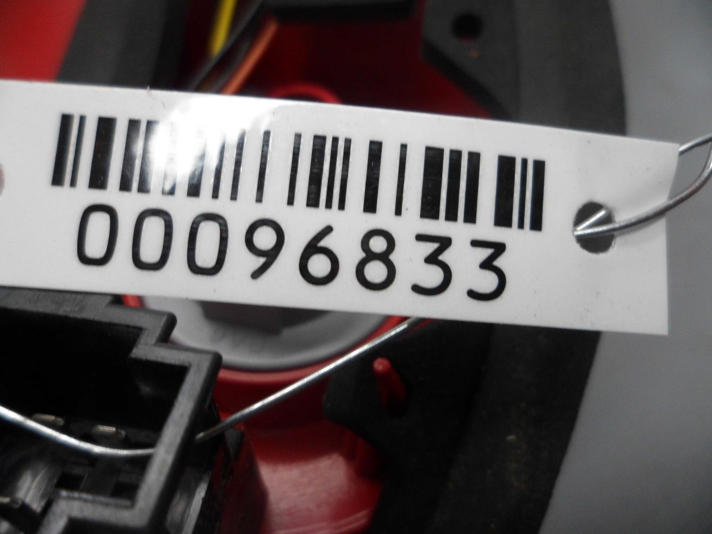 Фонарь задний внутренний правый