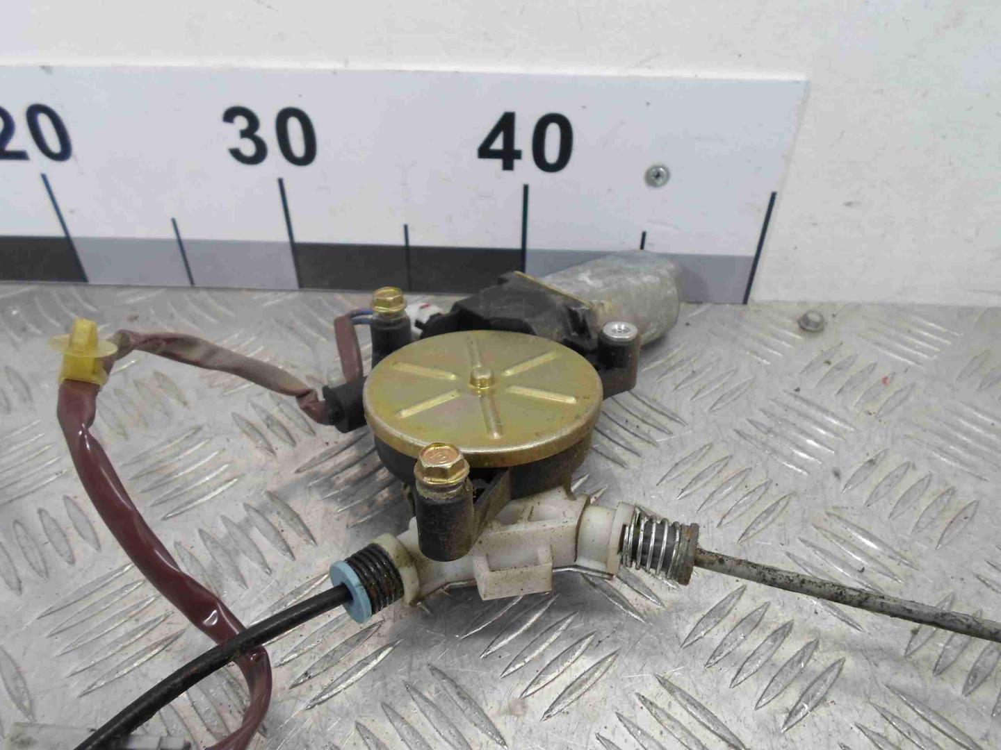 Стеклоподъемник электр. передний правый