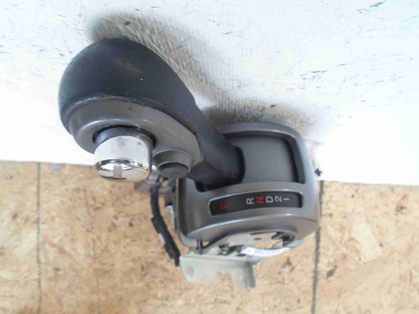 Кулиса МКПП / АКПП