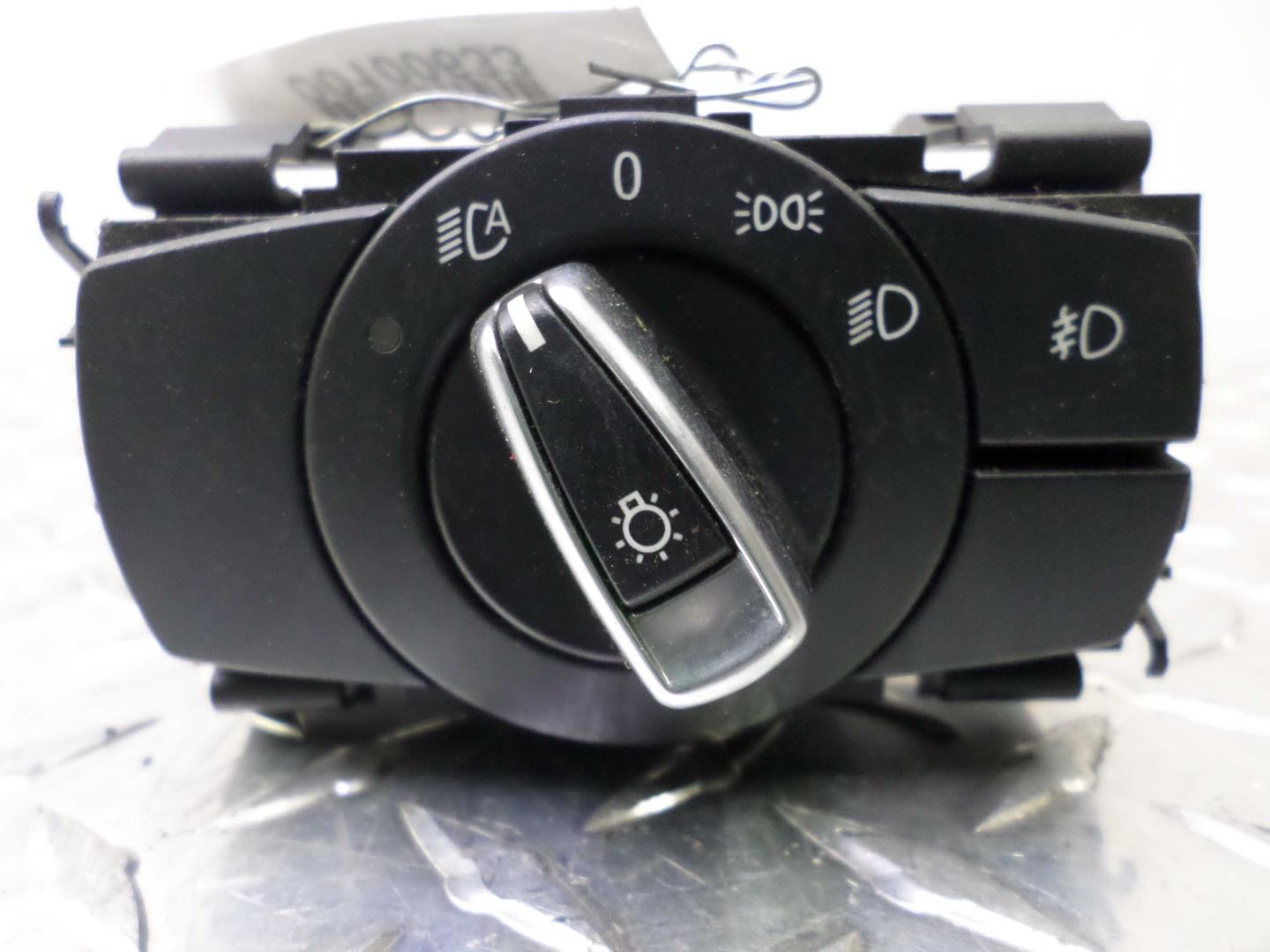 Переключатель света фар