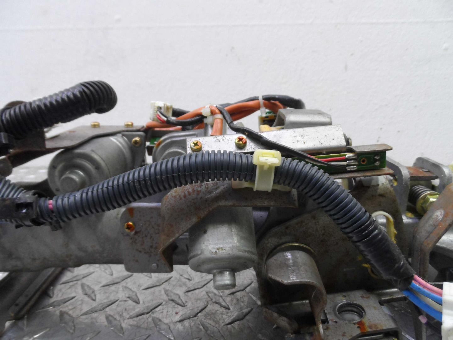 Колонка рулевая