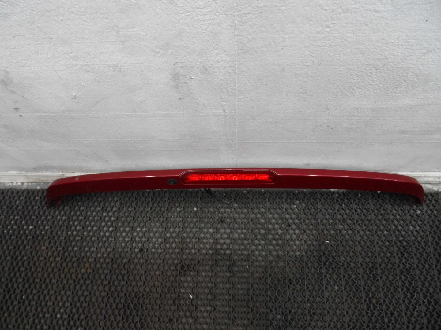 Спойлер (дефлектор) крышки багажника