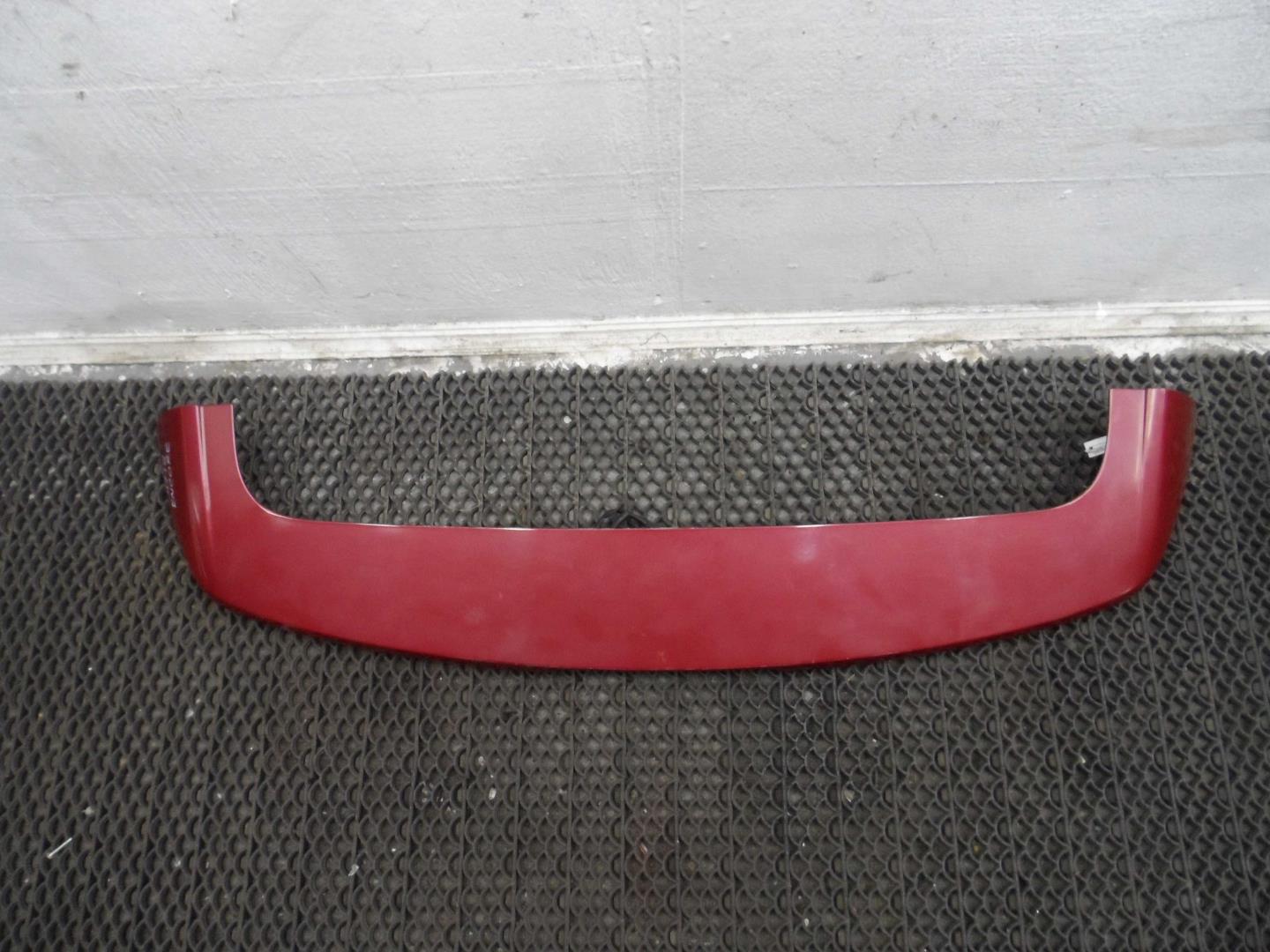 Спойлер (дефлектор) крышки багажника