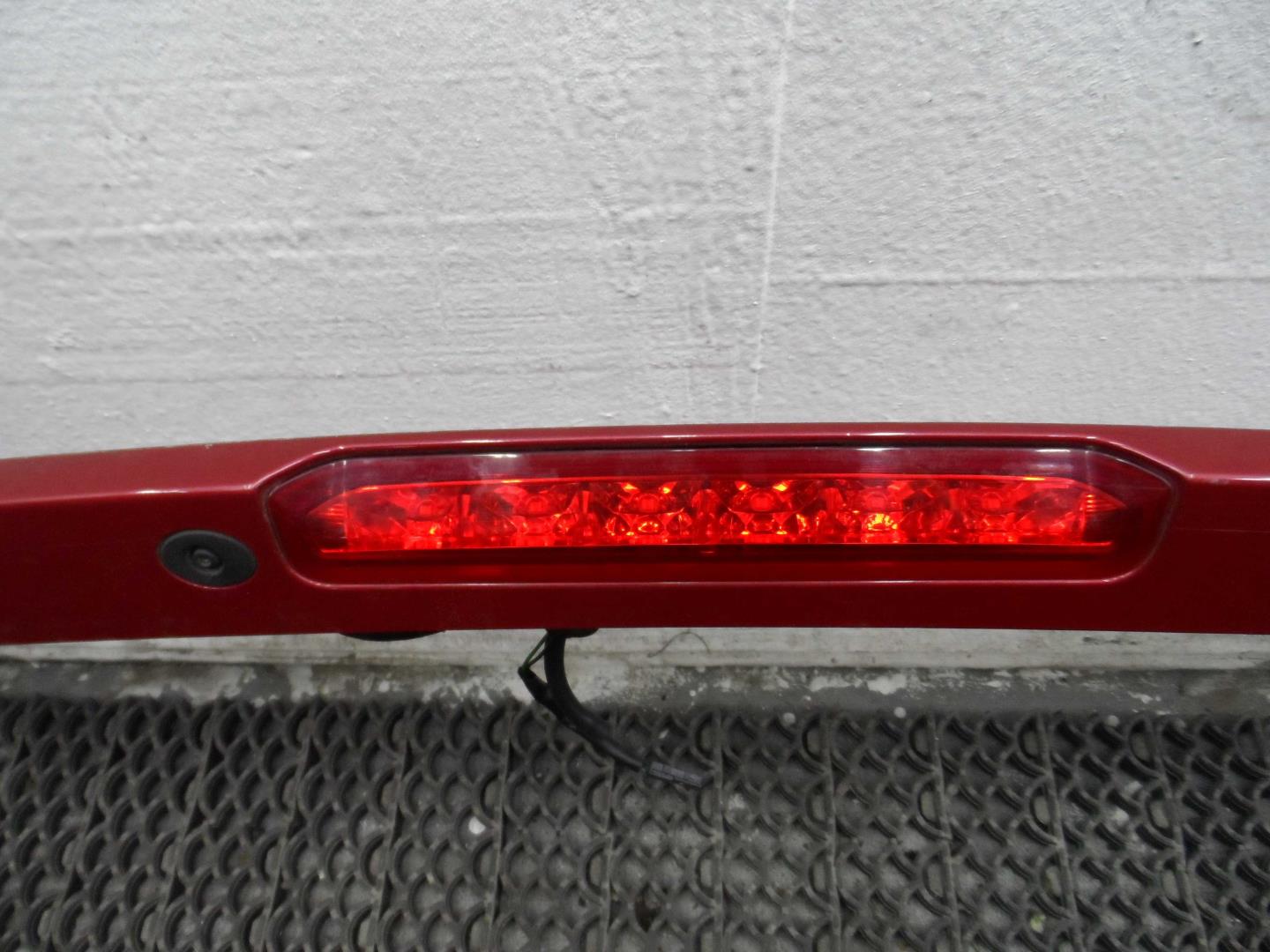 Спойлер (дефлектор) крышки багажника