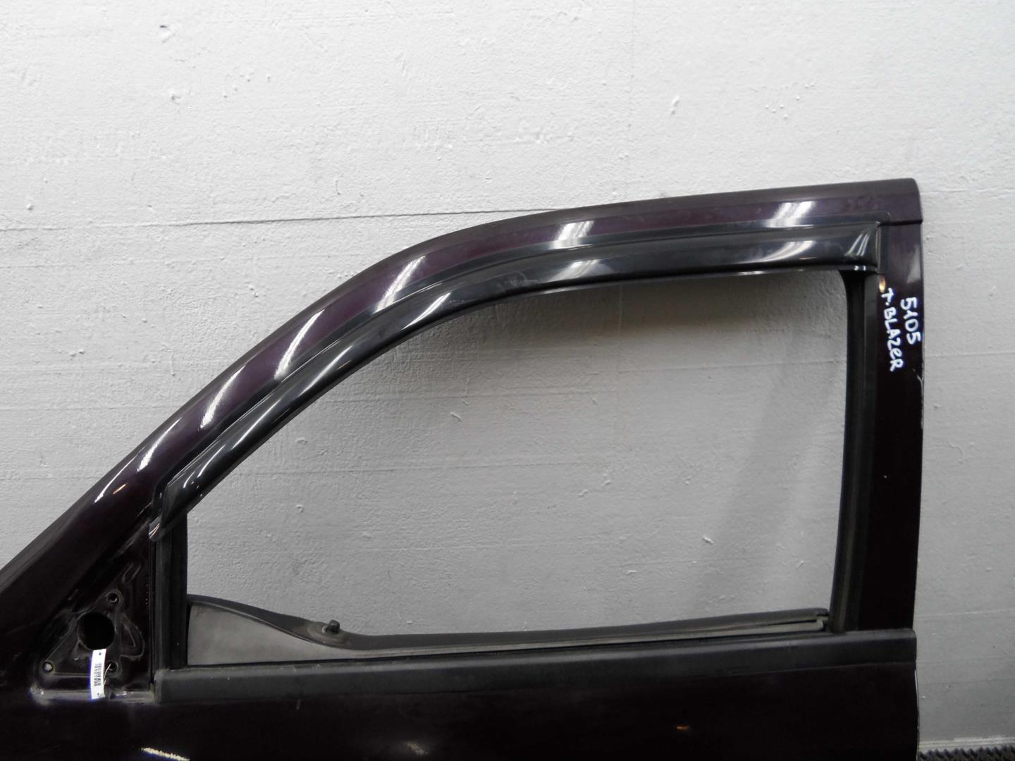 Ручка двери передней наружная левая