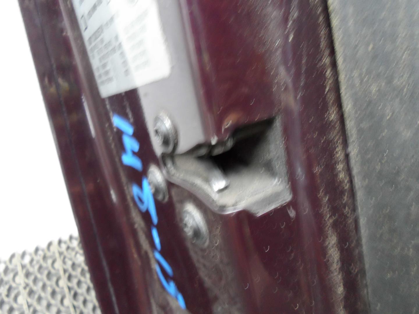 Ручка двери передней наружная левая