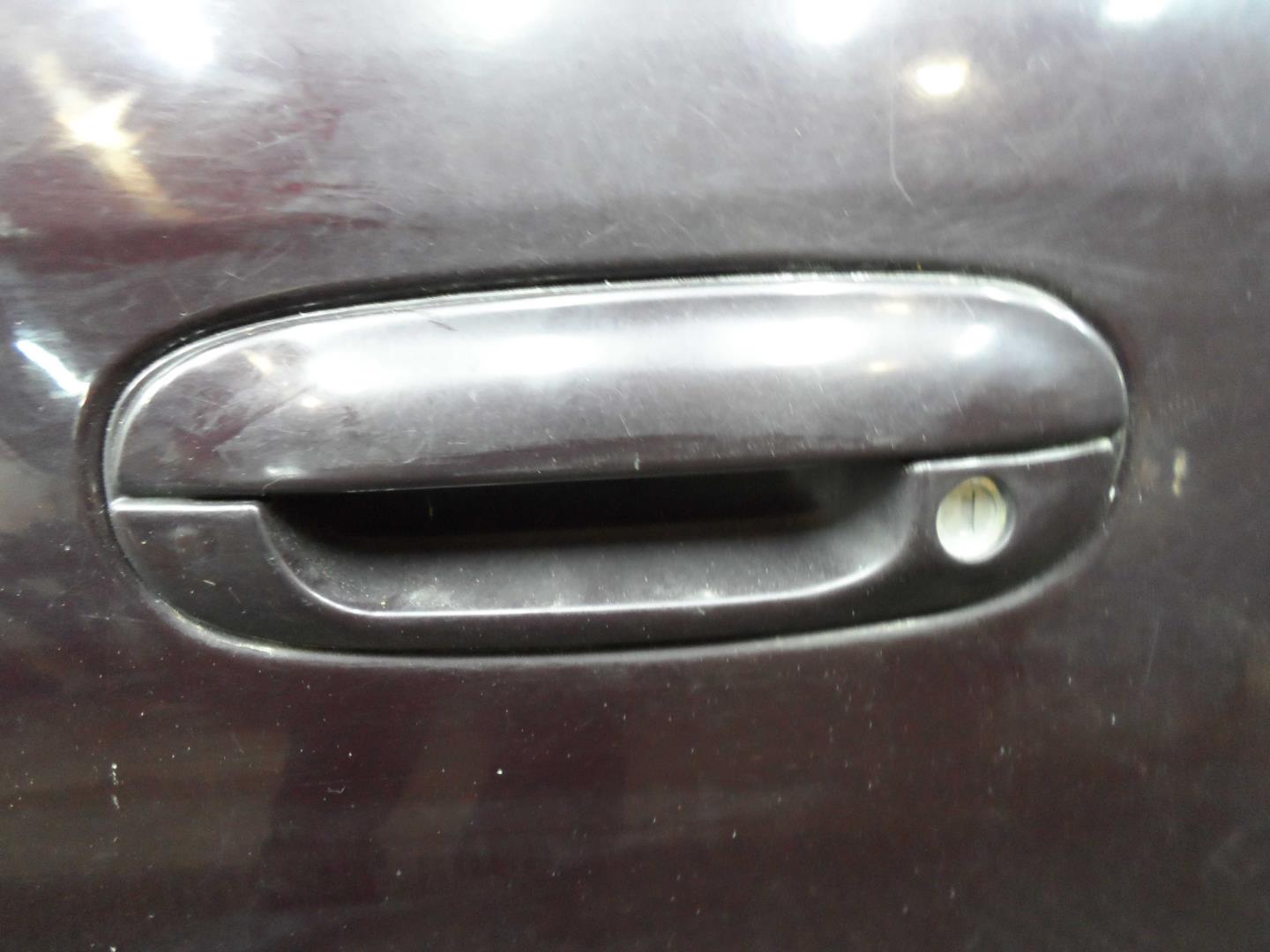 Ручка двери передней наружная левая