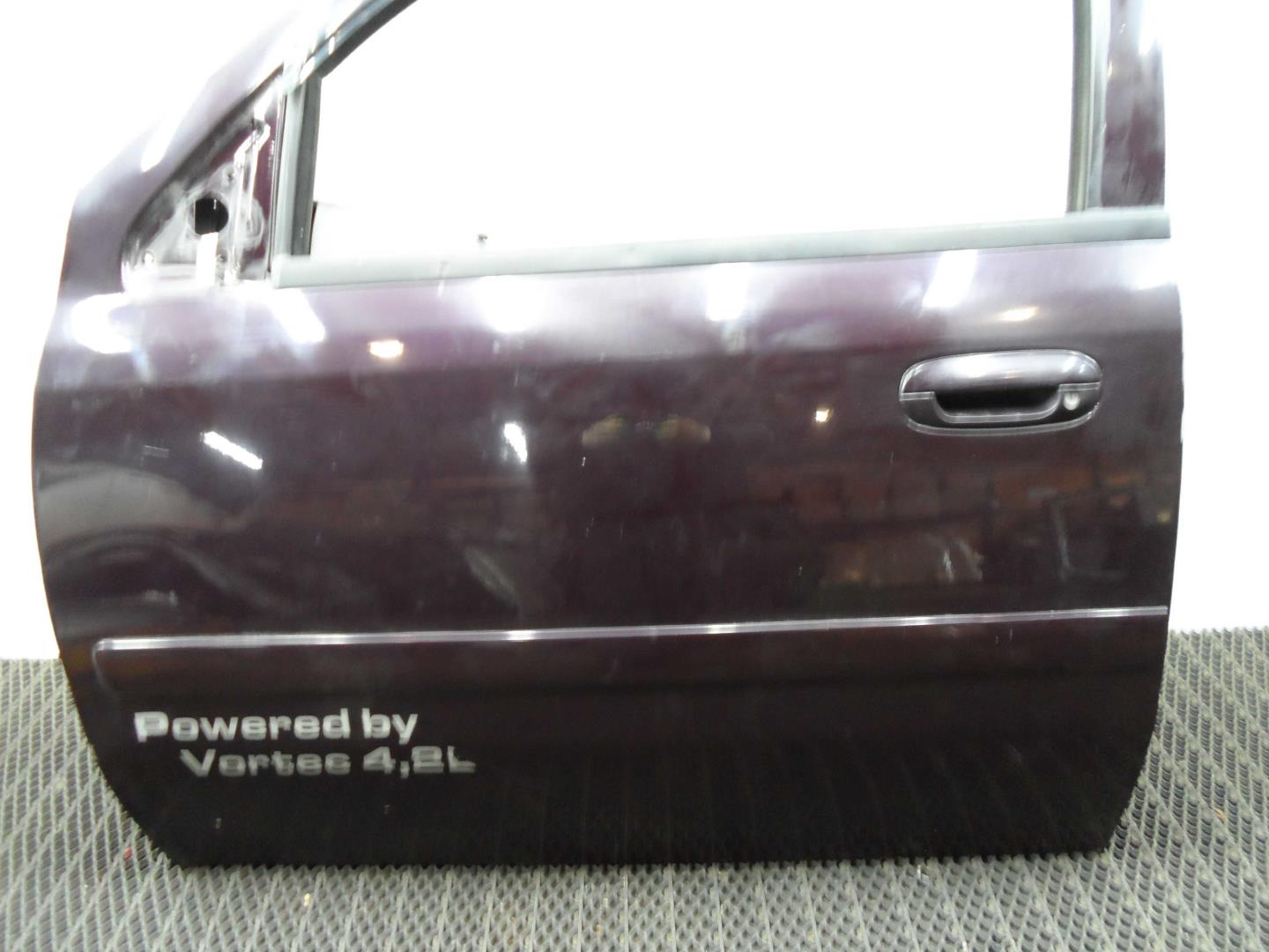 Ручка двери передней наружная левая