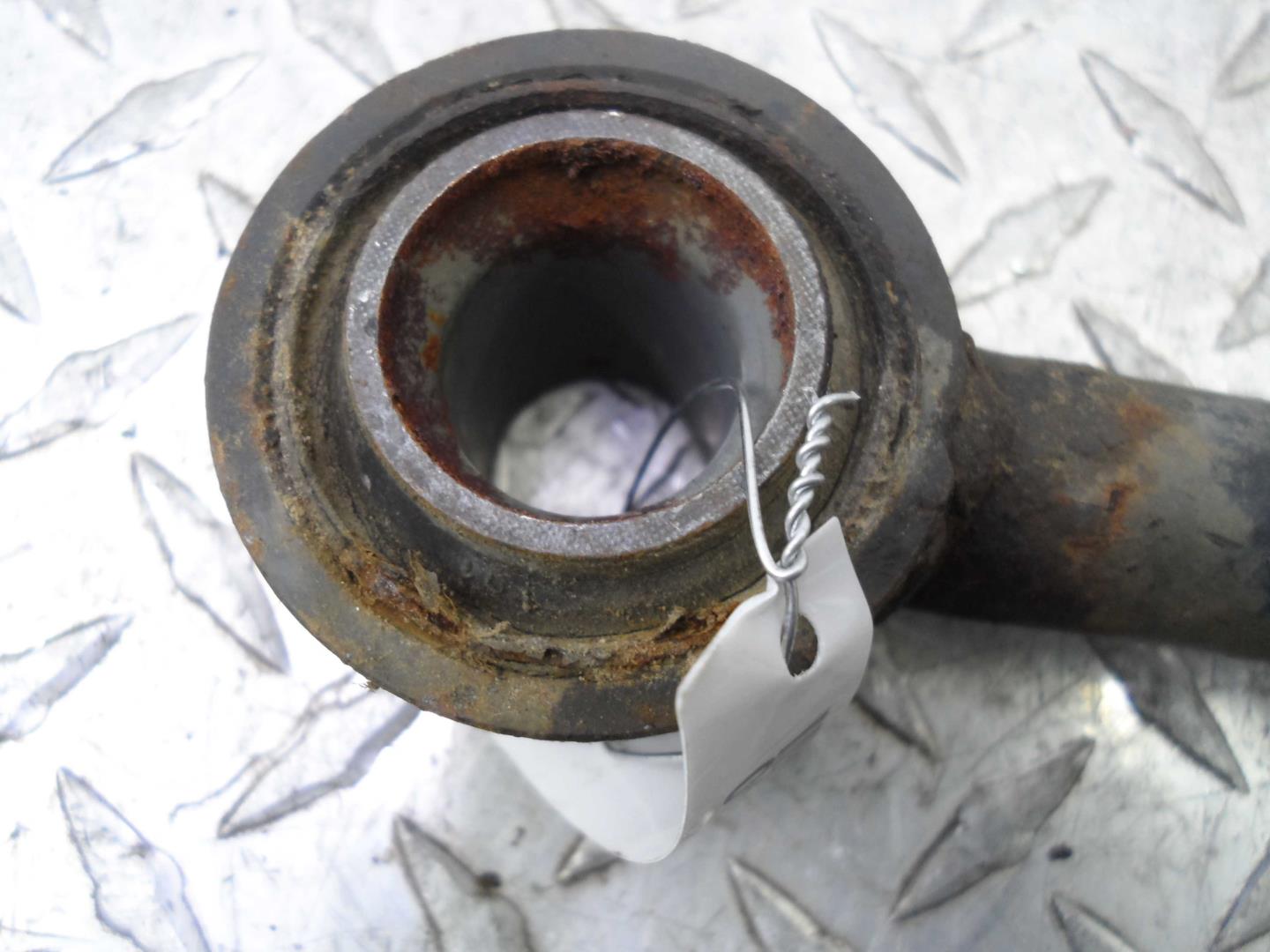 Рычаг задний левый