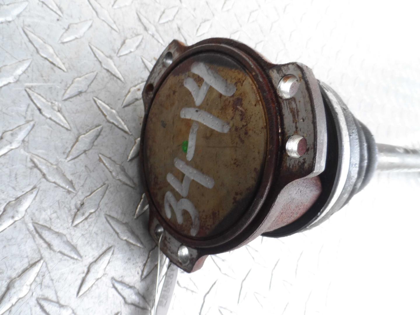 Полуось передняя левая