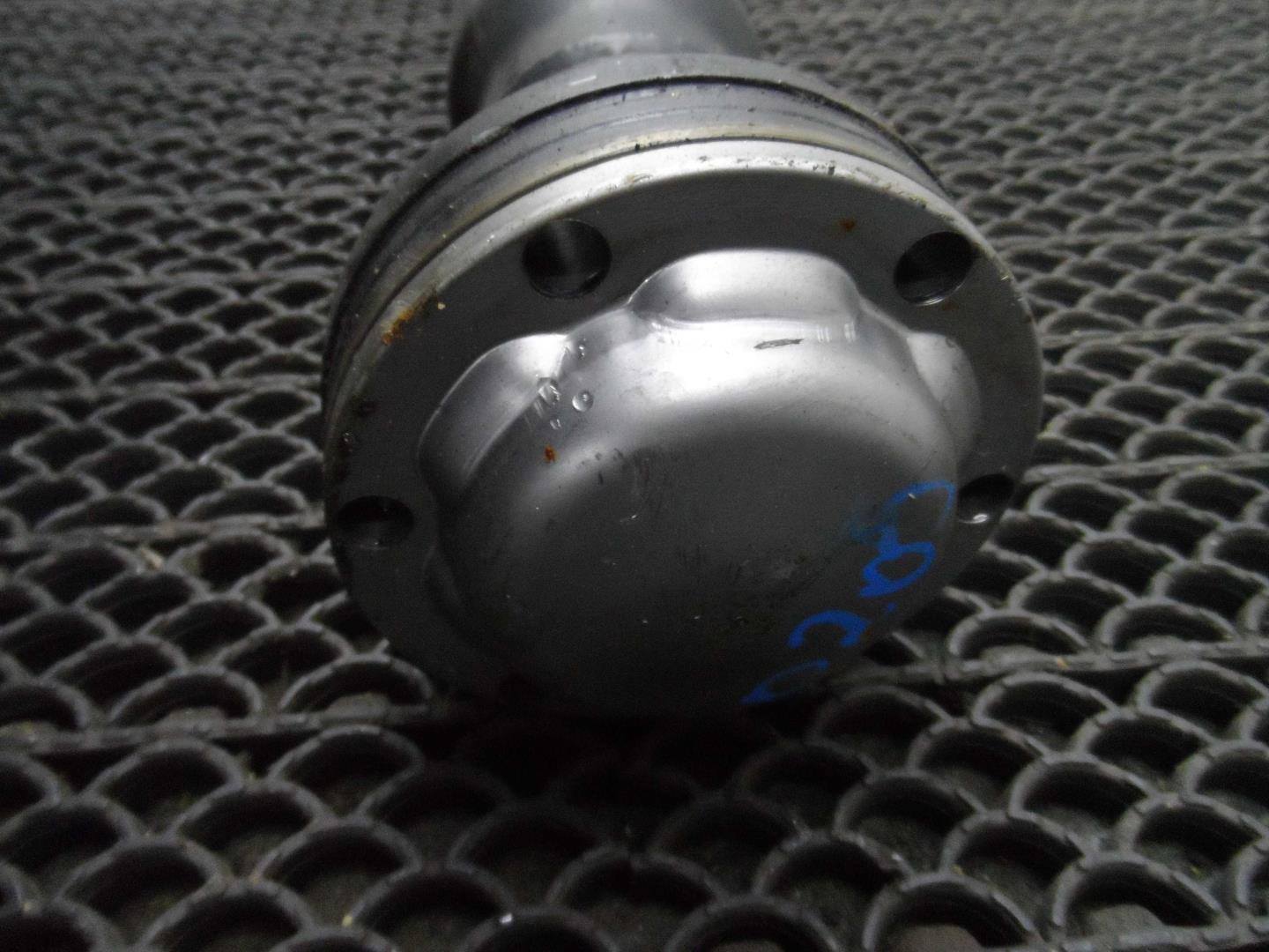 Вал карданный задний