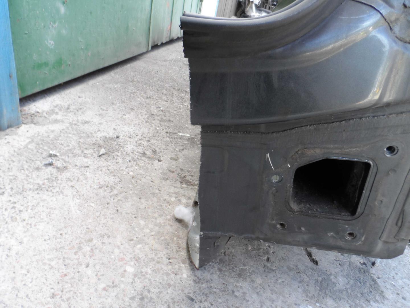 Кузовной элемент