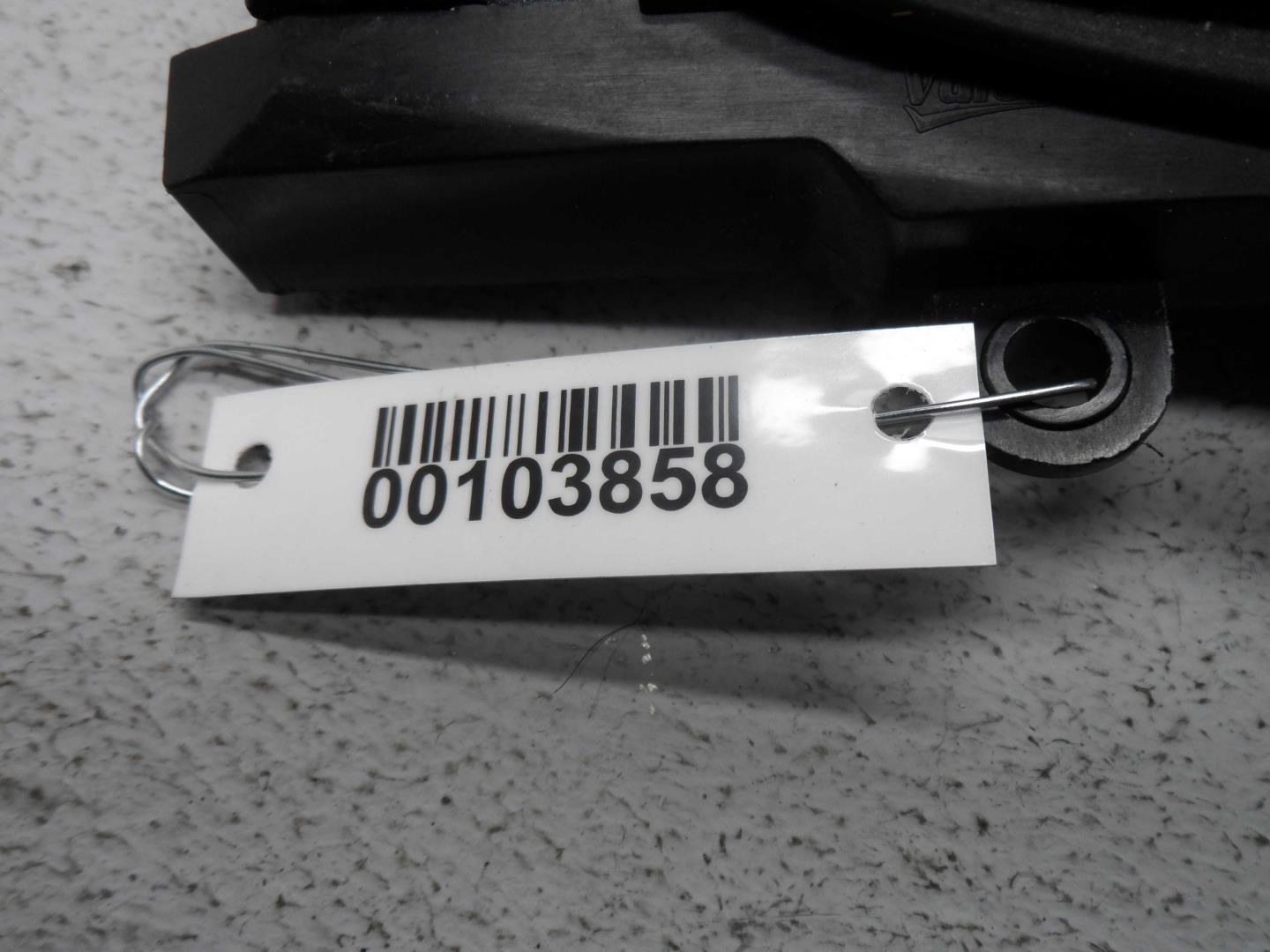 Ручка двери задней наружная левая