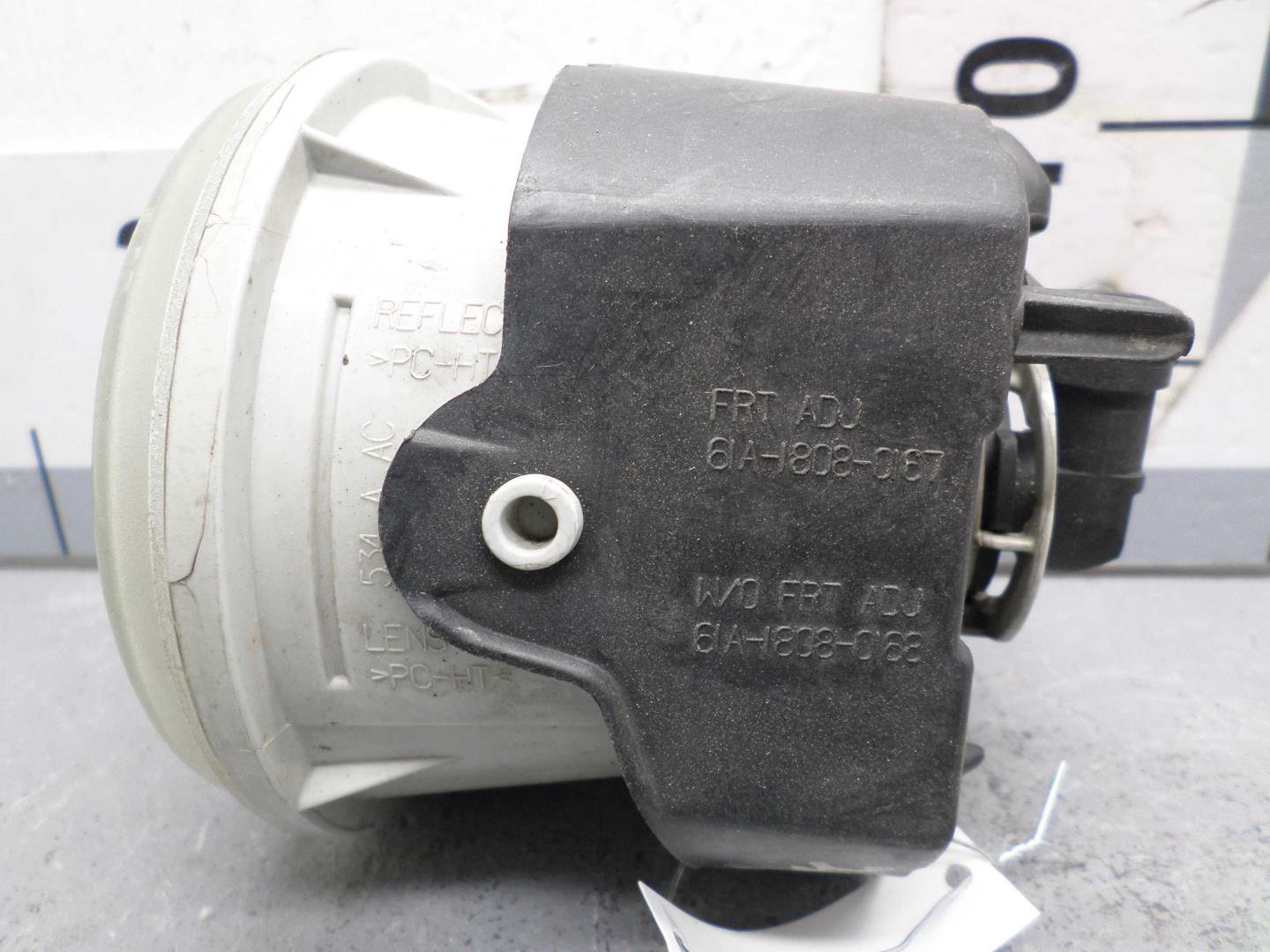 Фара противотуманная правая