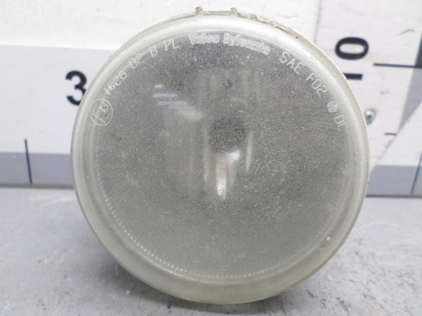 Фара противотуманная правая