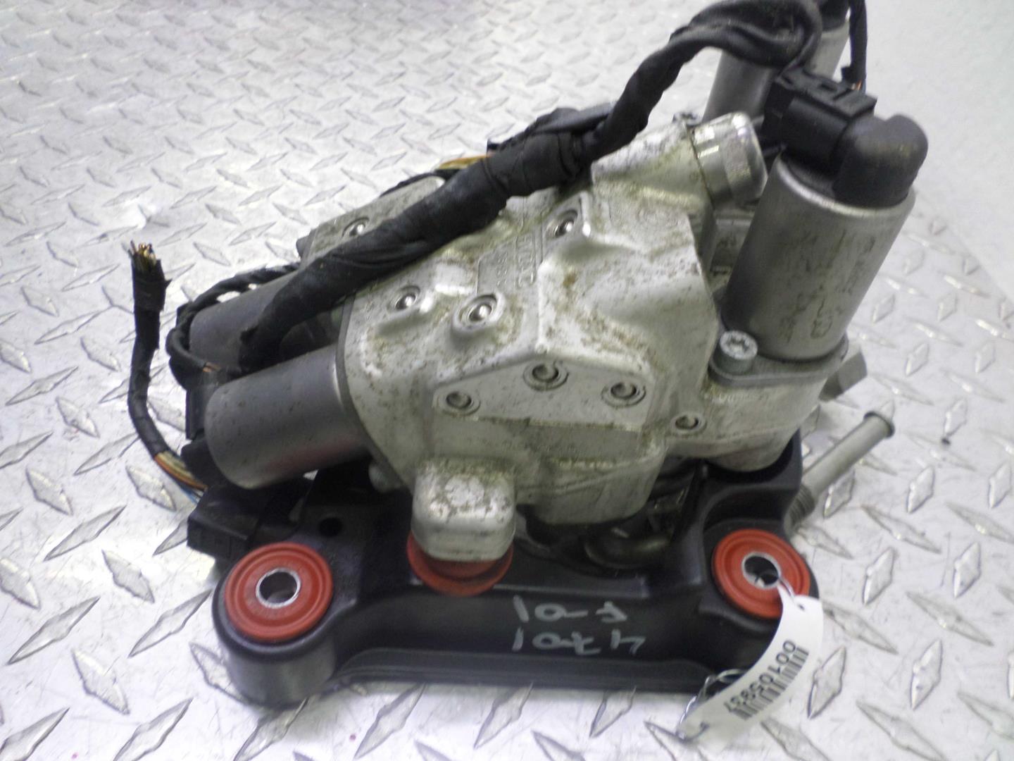 Блок клапанов пневмоподвески