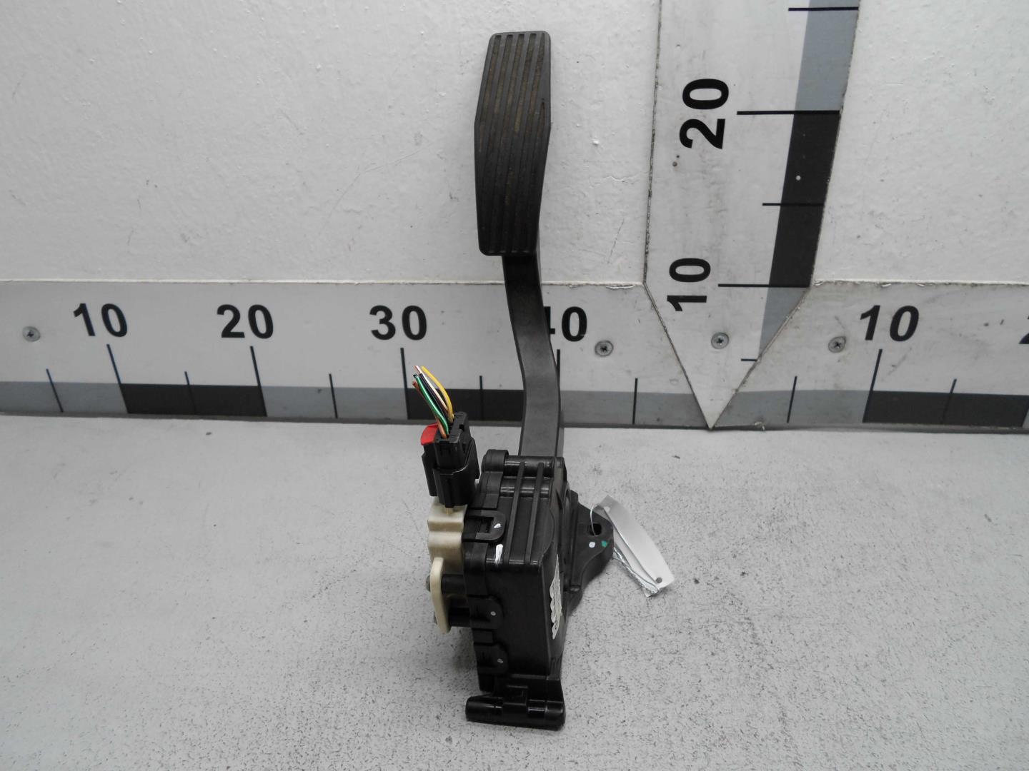 Педаль газа