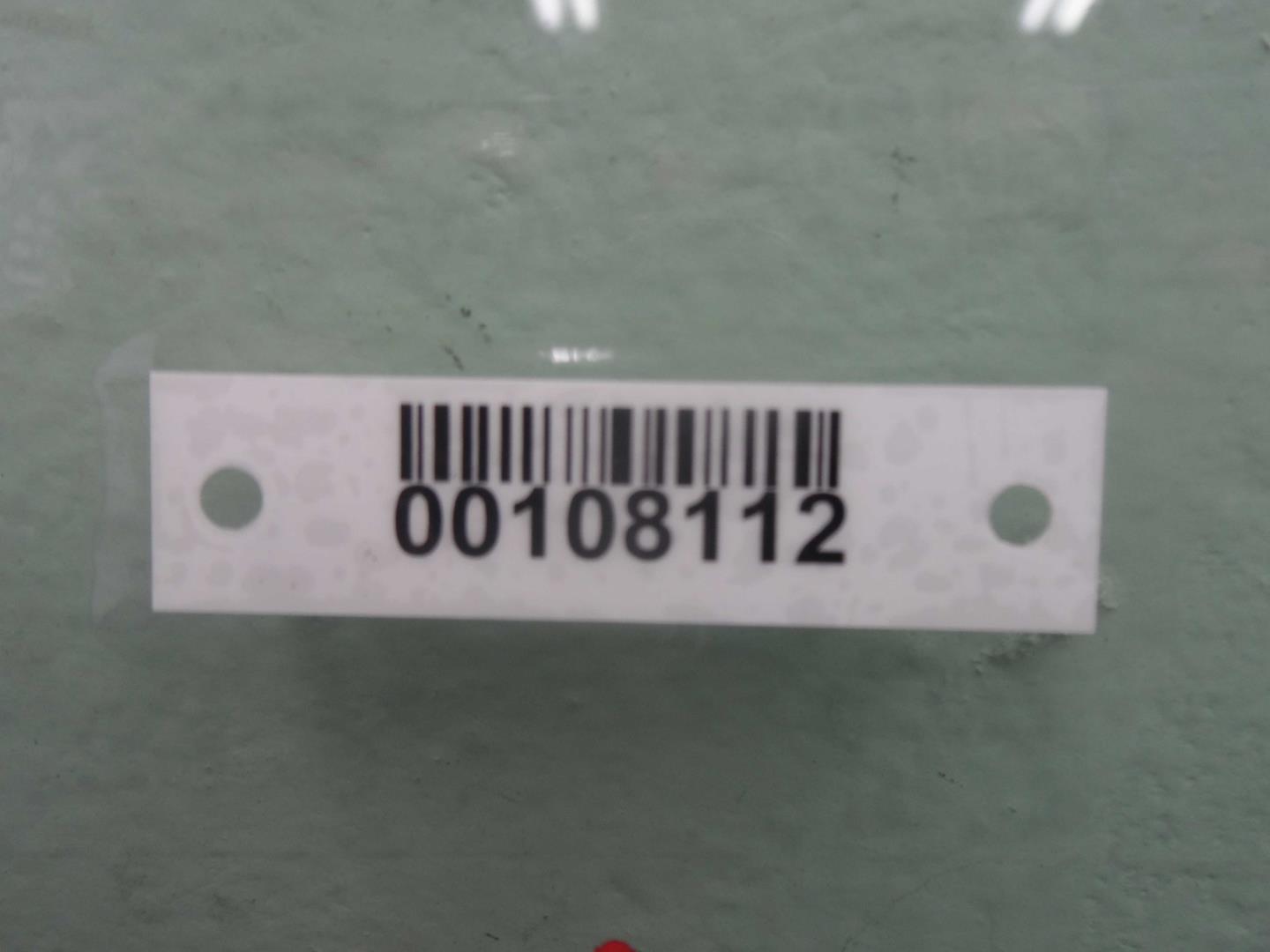 Стекло двери задней левой