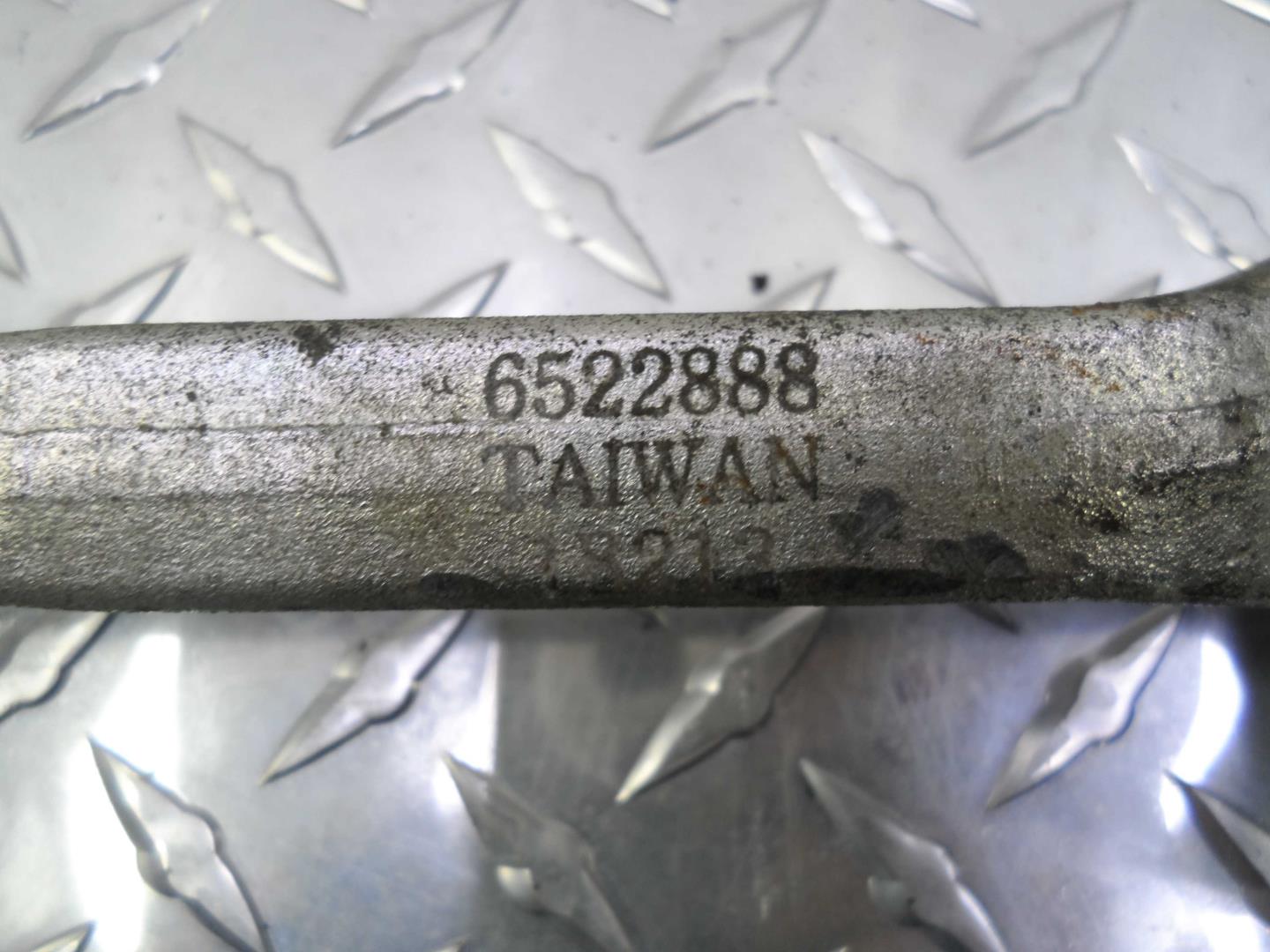 Рычаг передний нижний правый