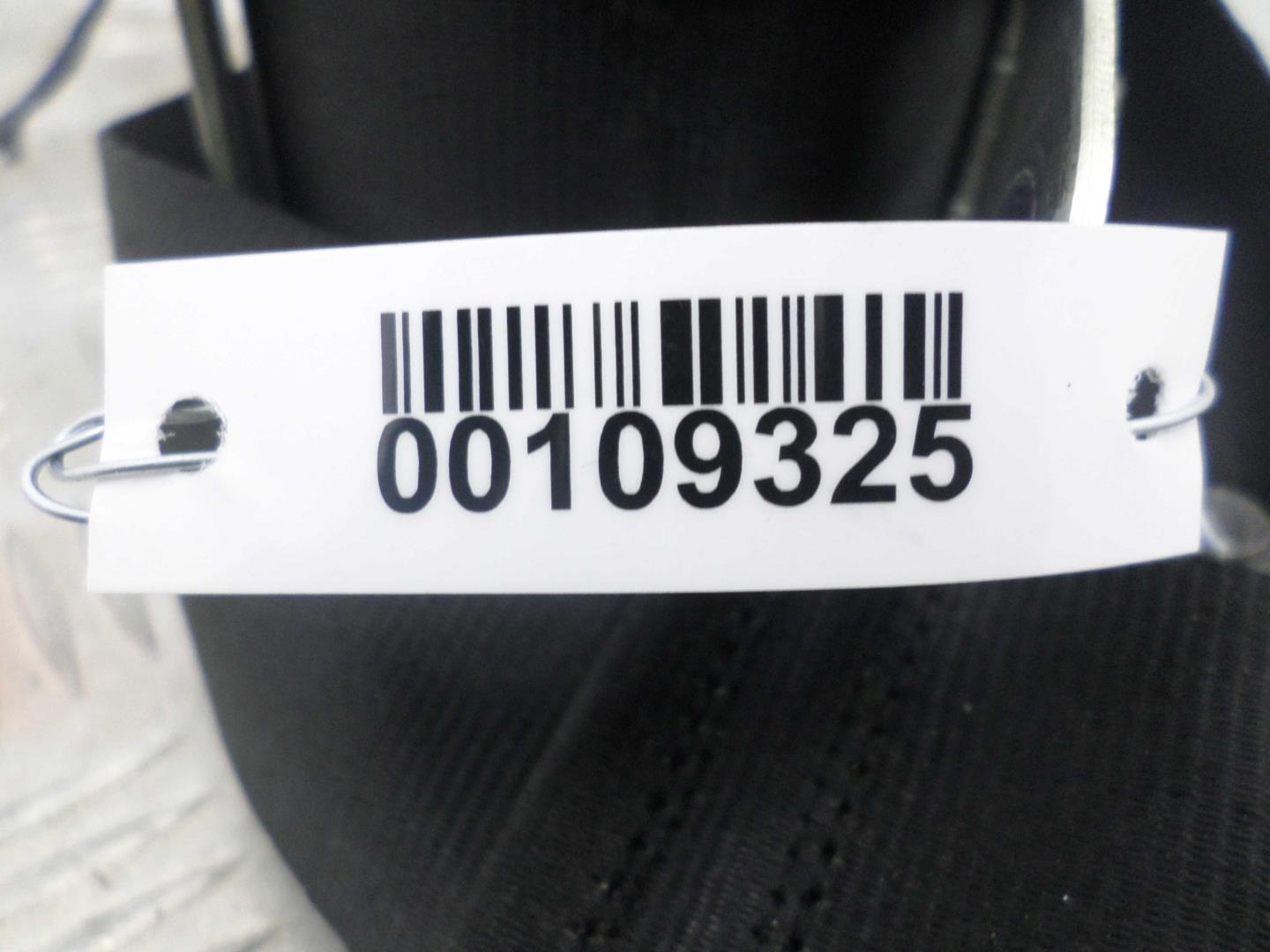 Ремень безопасности