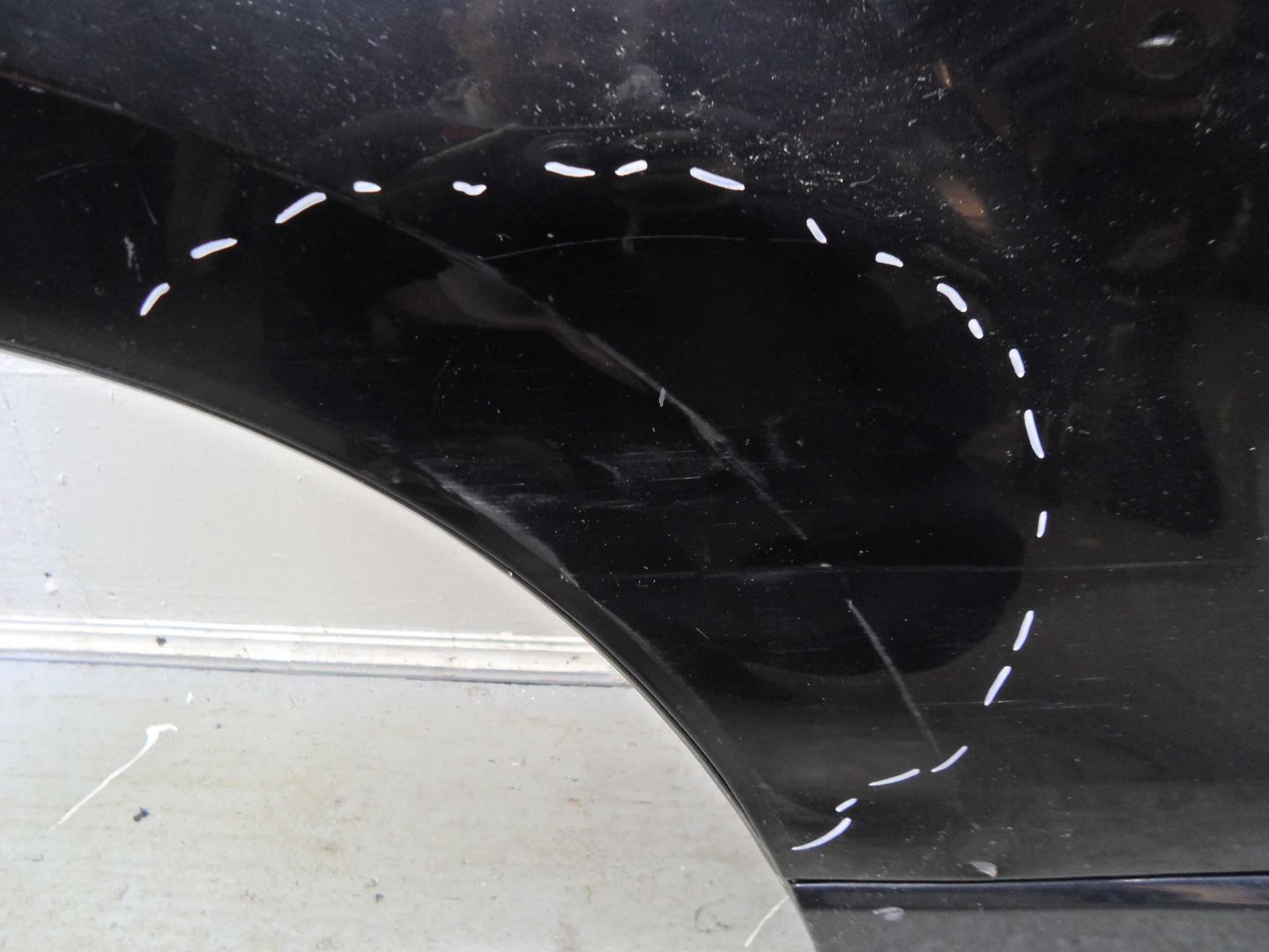 Стекло двери задней правой