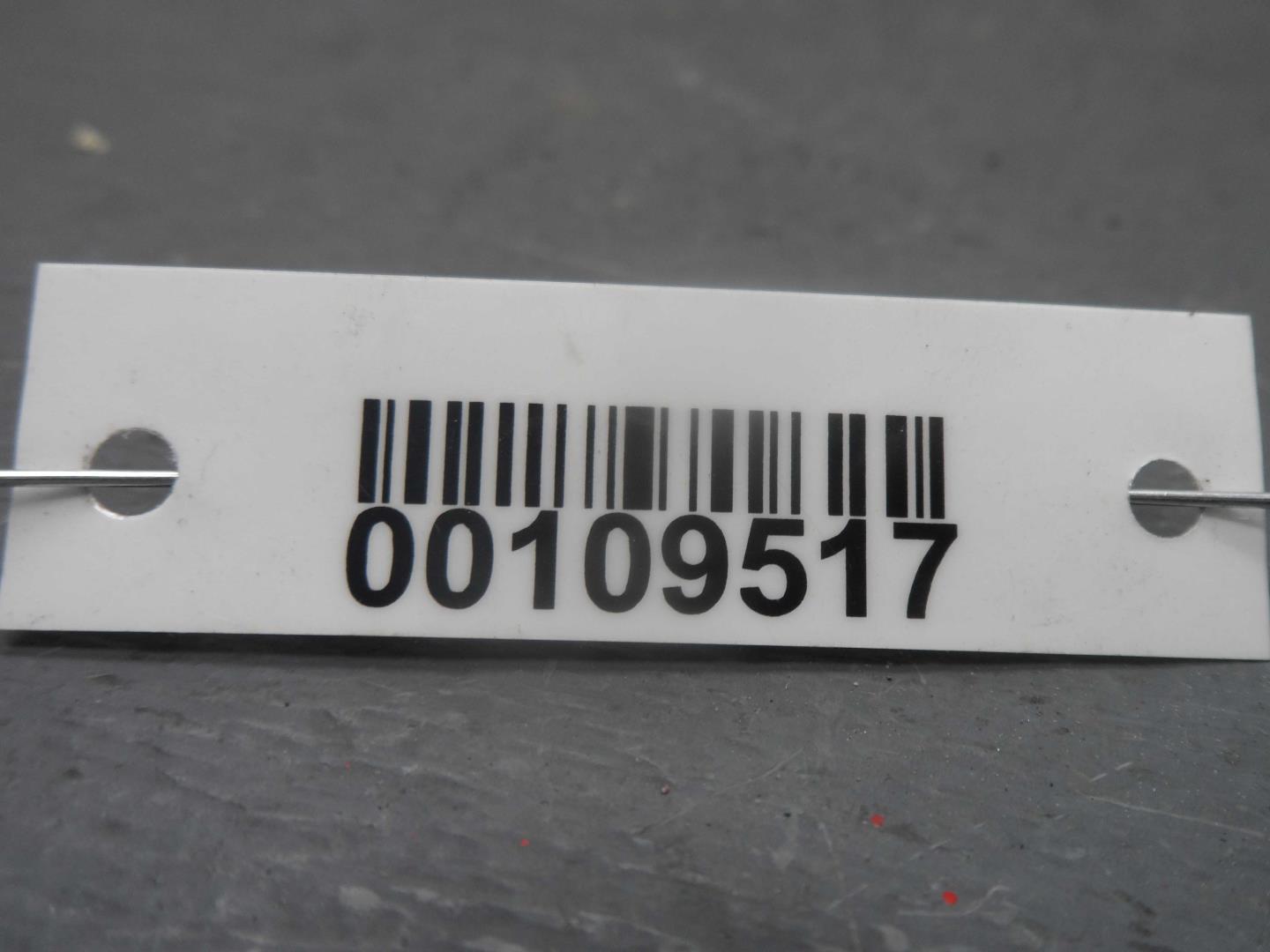 Петля капота правая