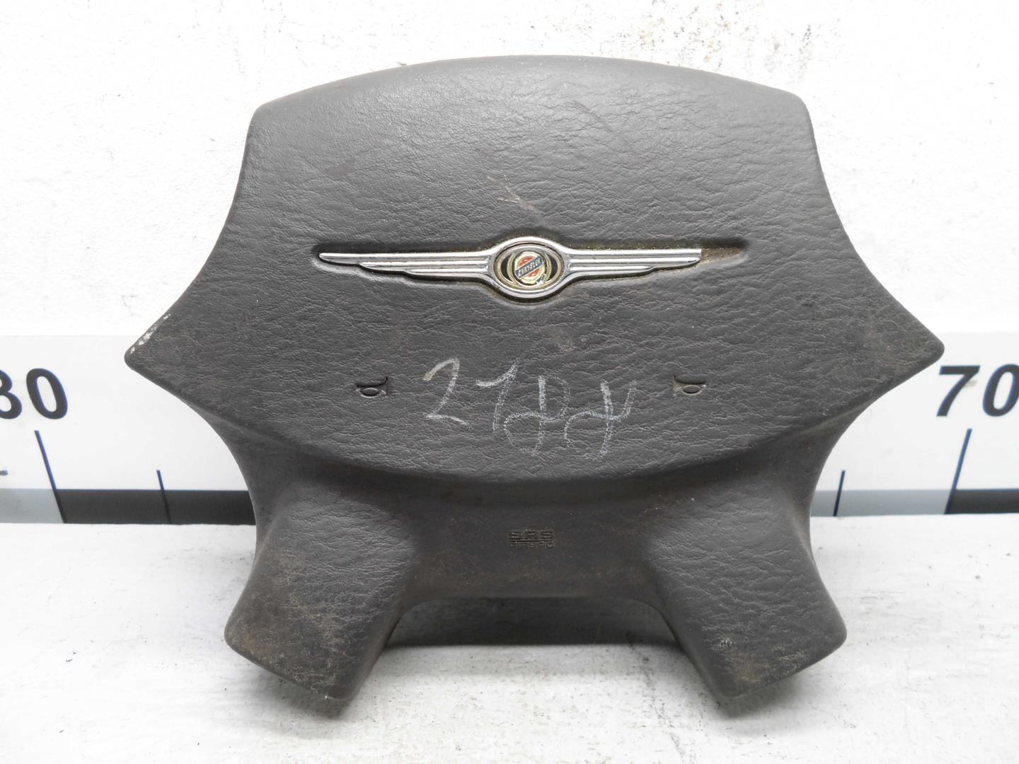 Подушка безопасности в рулевое колесо