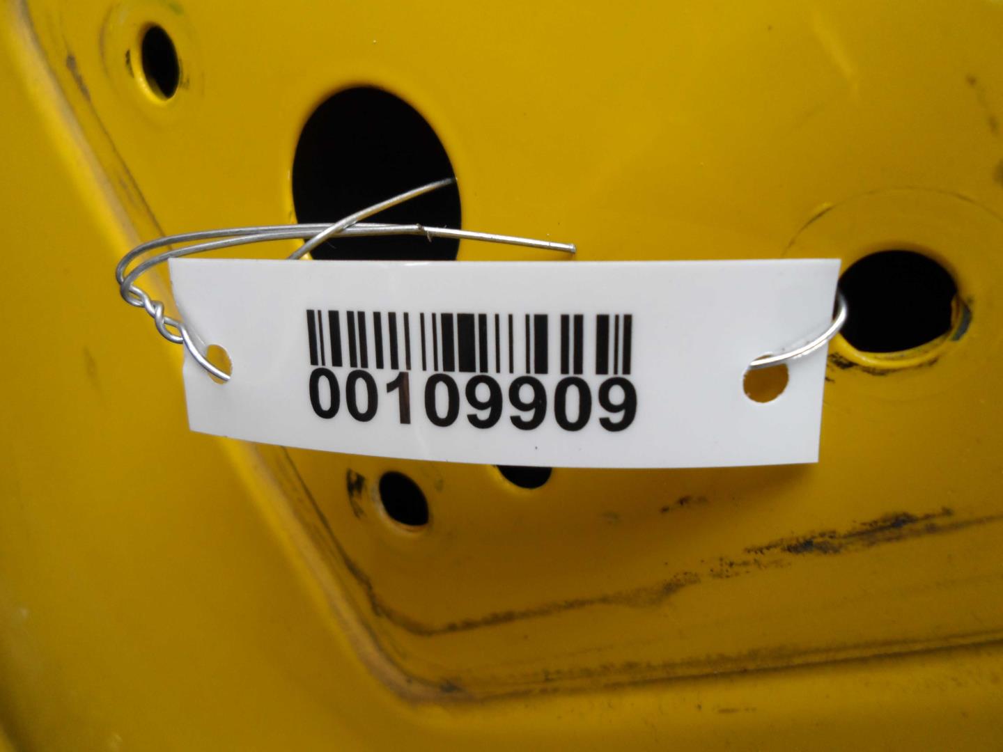 Дверь передняя левая