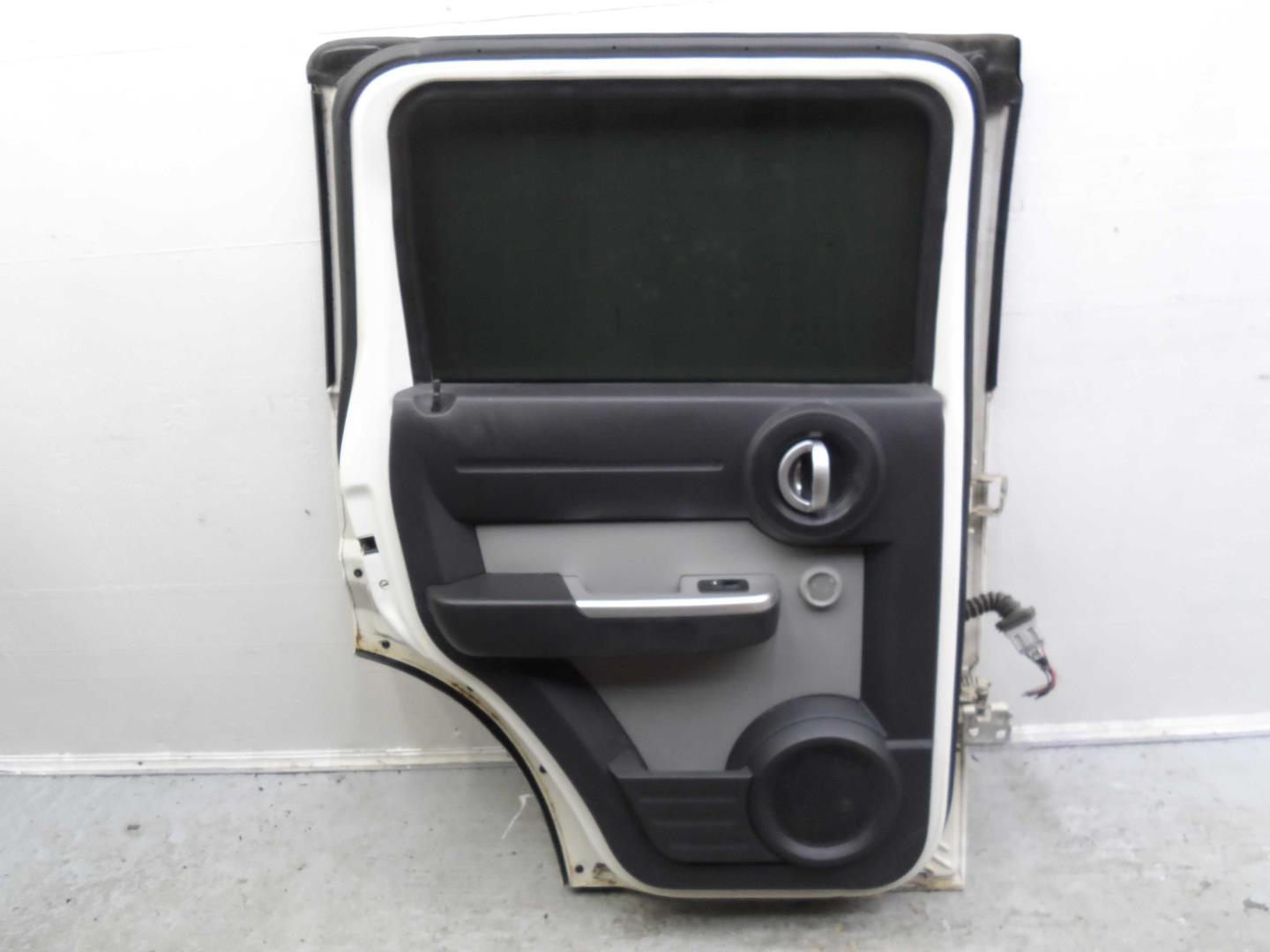 Ручка двери задней наружная левая