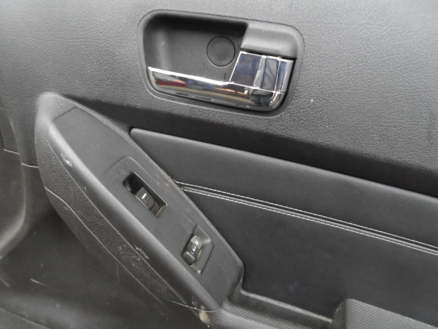 Дверь передняя правая