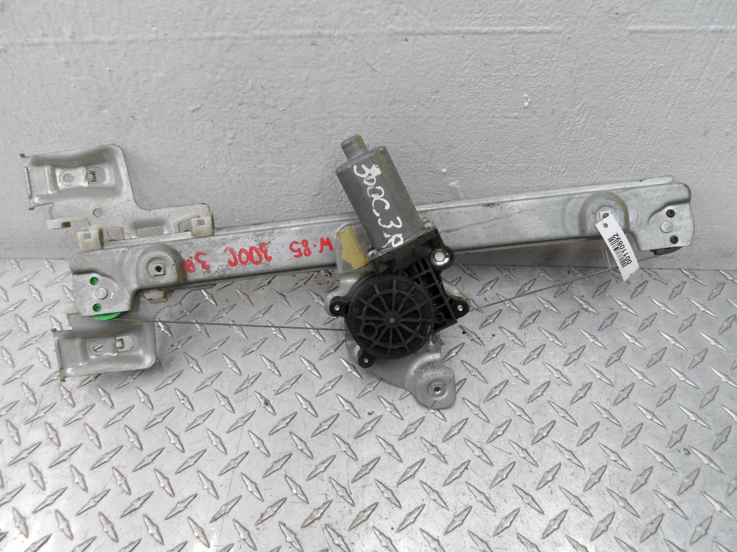 Стеклоподъемник электр. задний правый