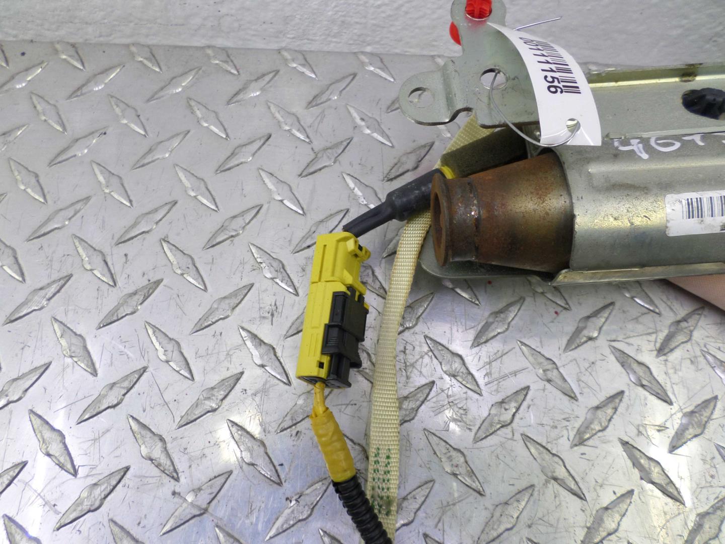 Подушка безопасности боковая (шторка)