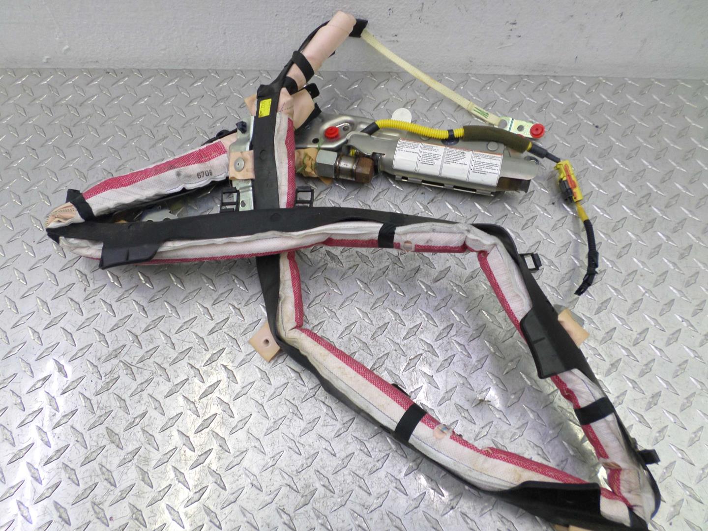 Подушка безопасности боковая (шторка)