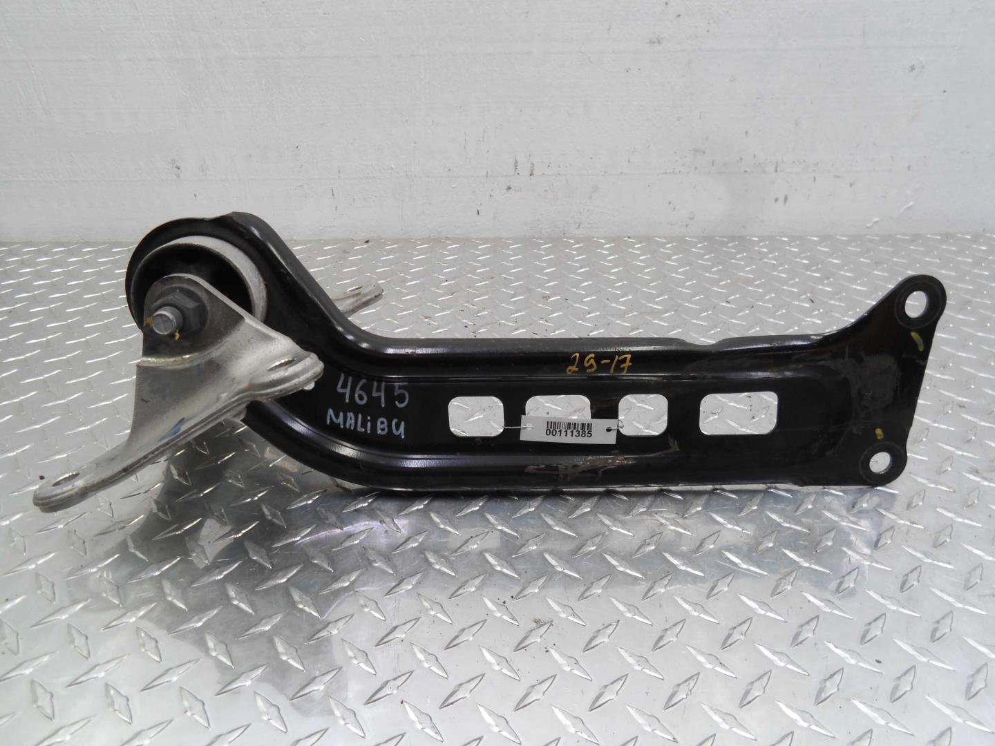 Рычаг задний правый