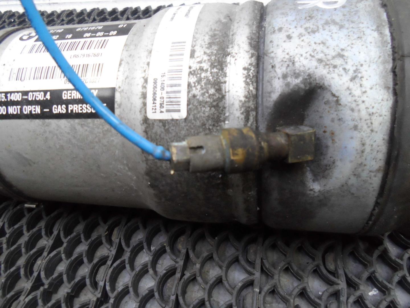 AP-0010261198 AP-0010261198