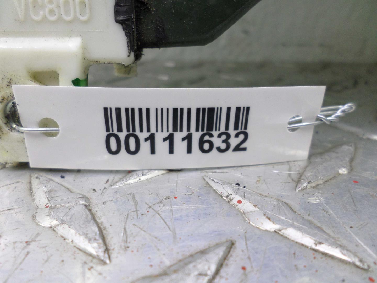 Стекло двери задней левой