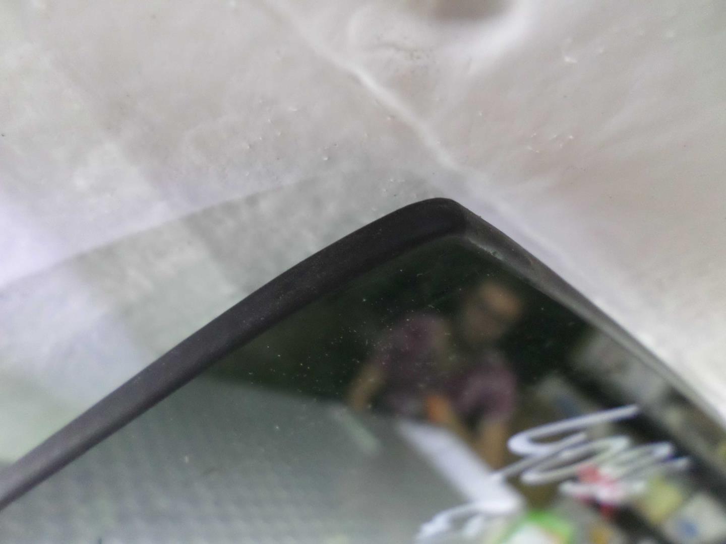 Стекло двери задней левой