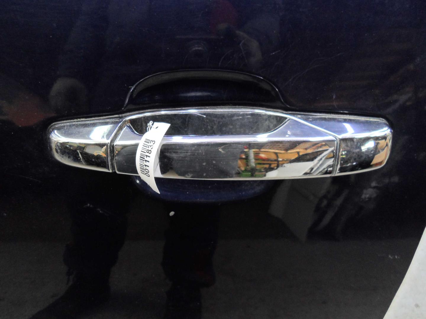 Петля двери