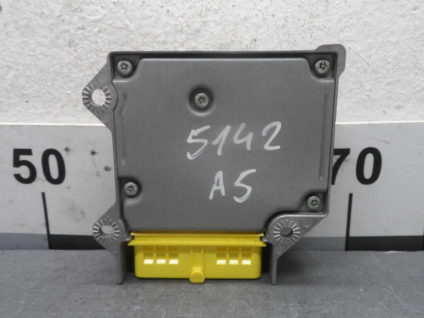 Блок управления подушек безопасности (AIR BAG)