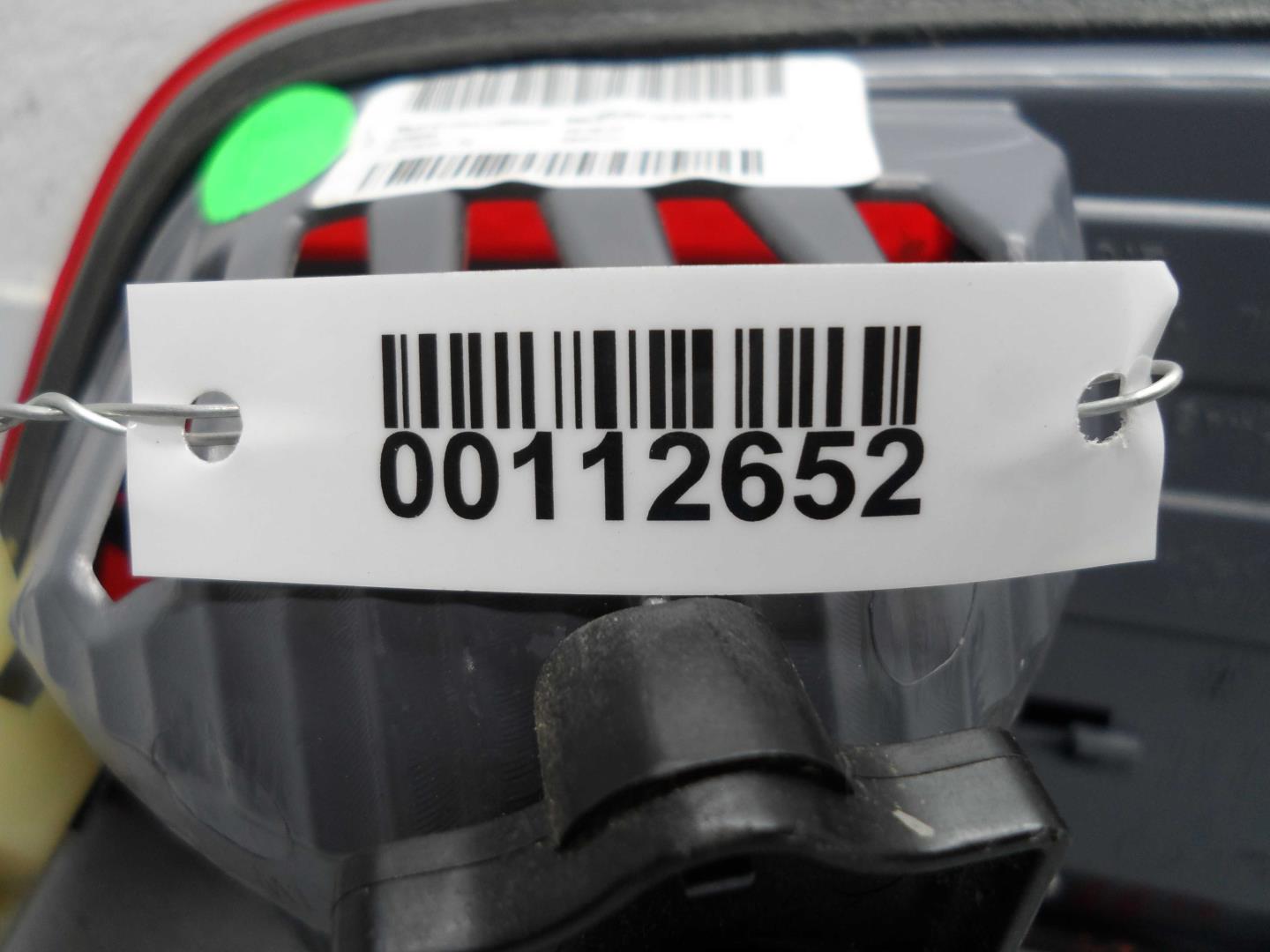 Фонарь задний внутренний правый