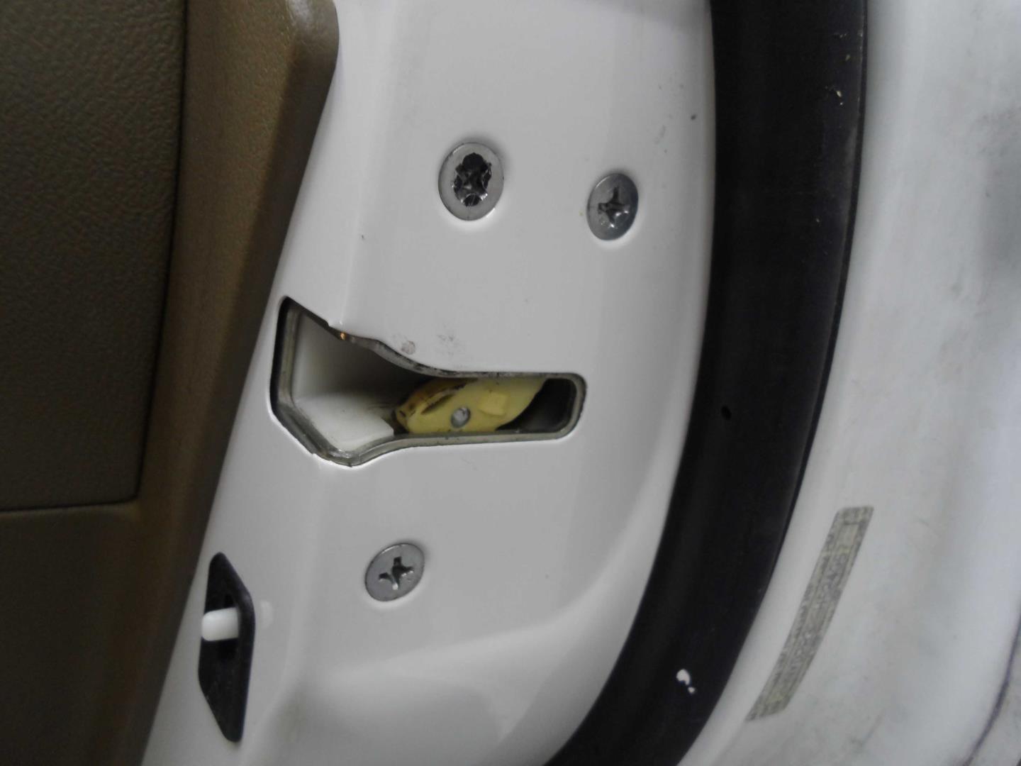 Ограничитель двери