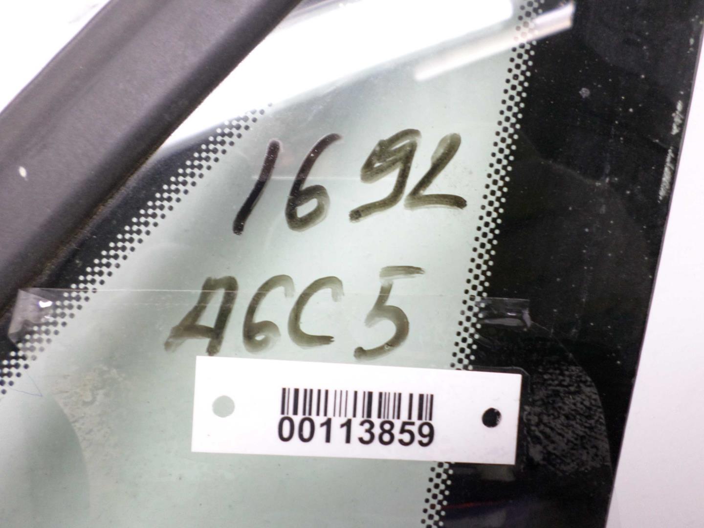 Стекло кузовное глухое правое