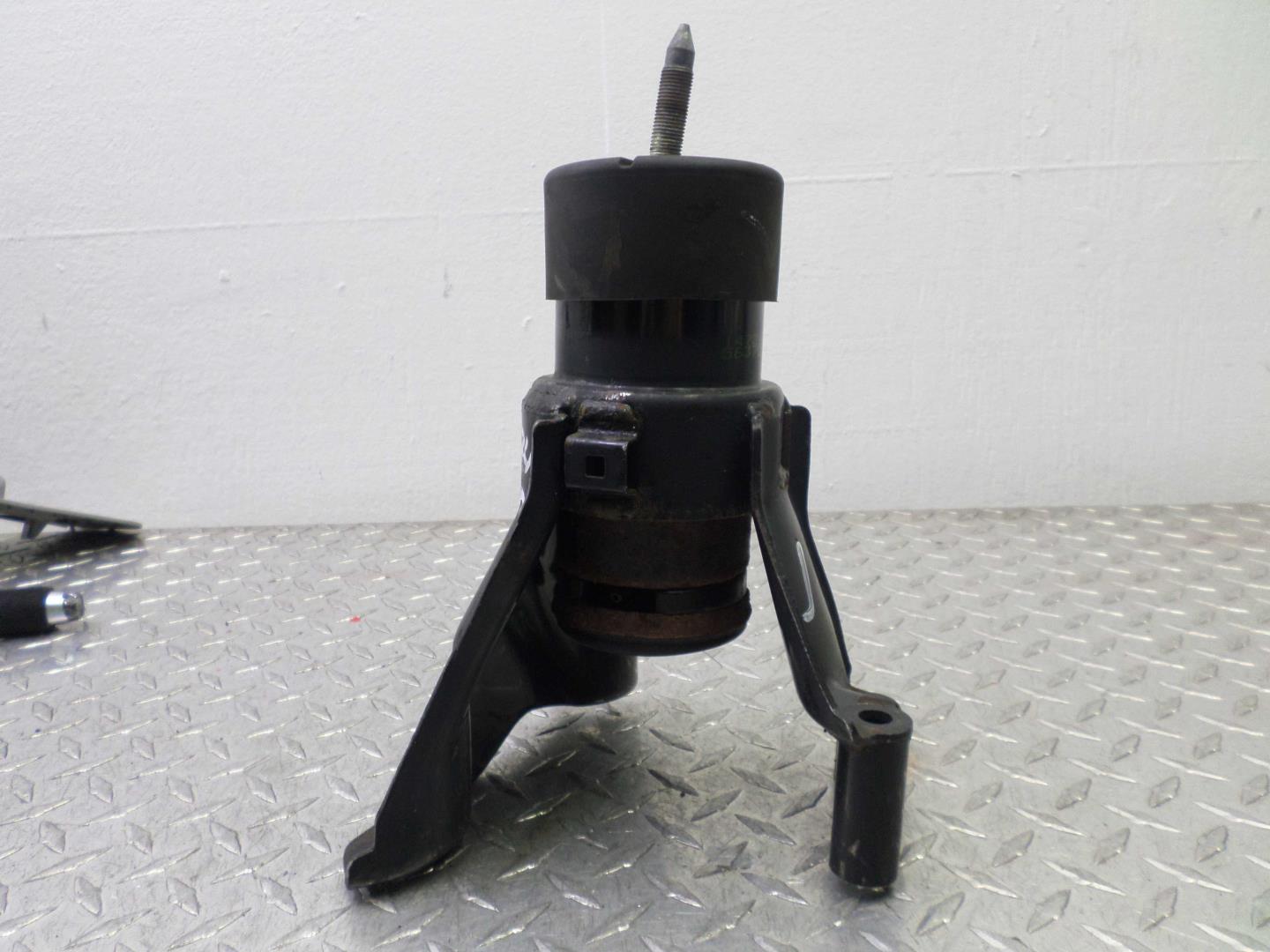 Опора двигателя