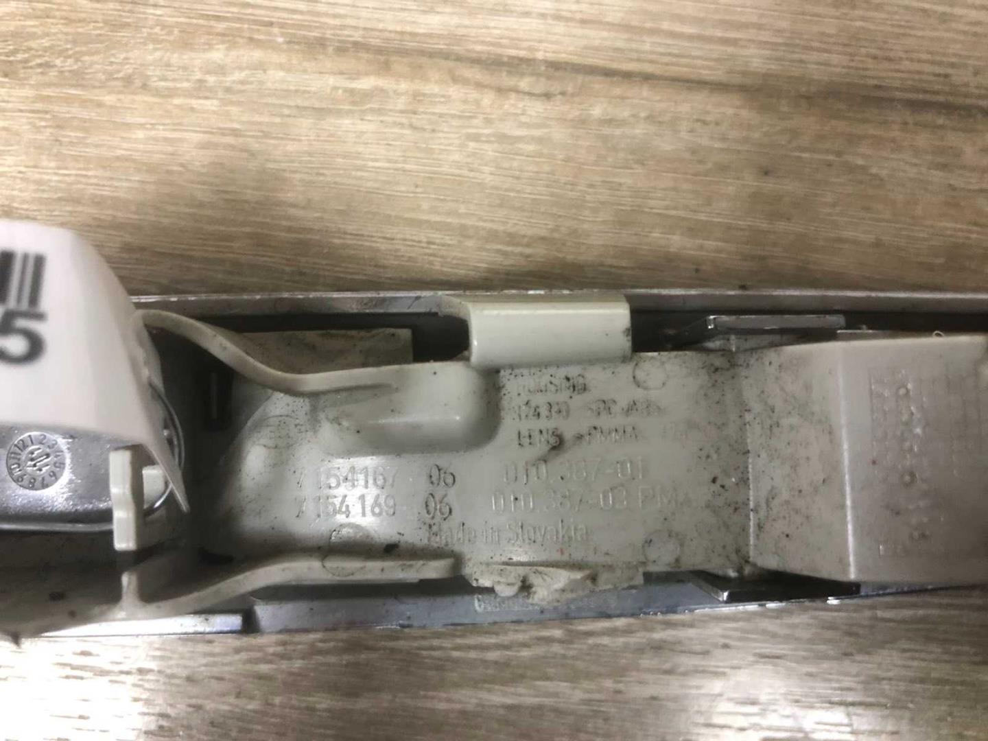 Указатель поворота левый