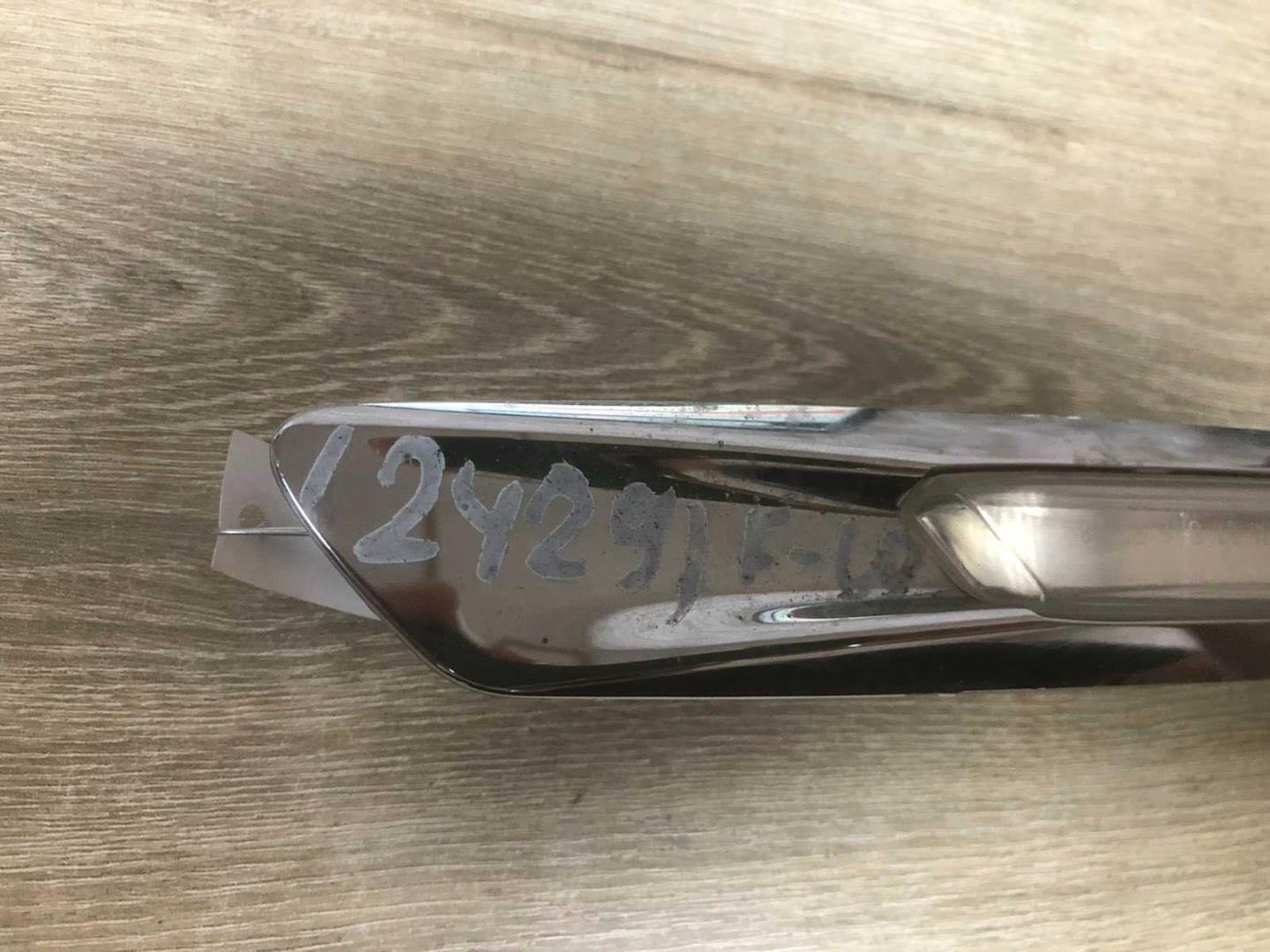 Указатель поворота левый