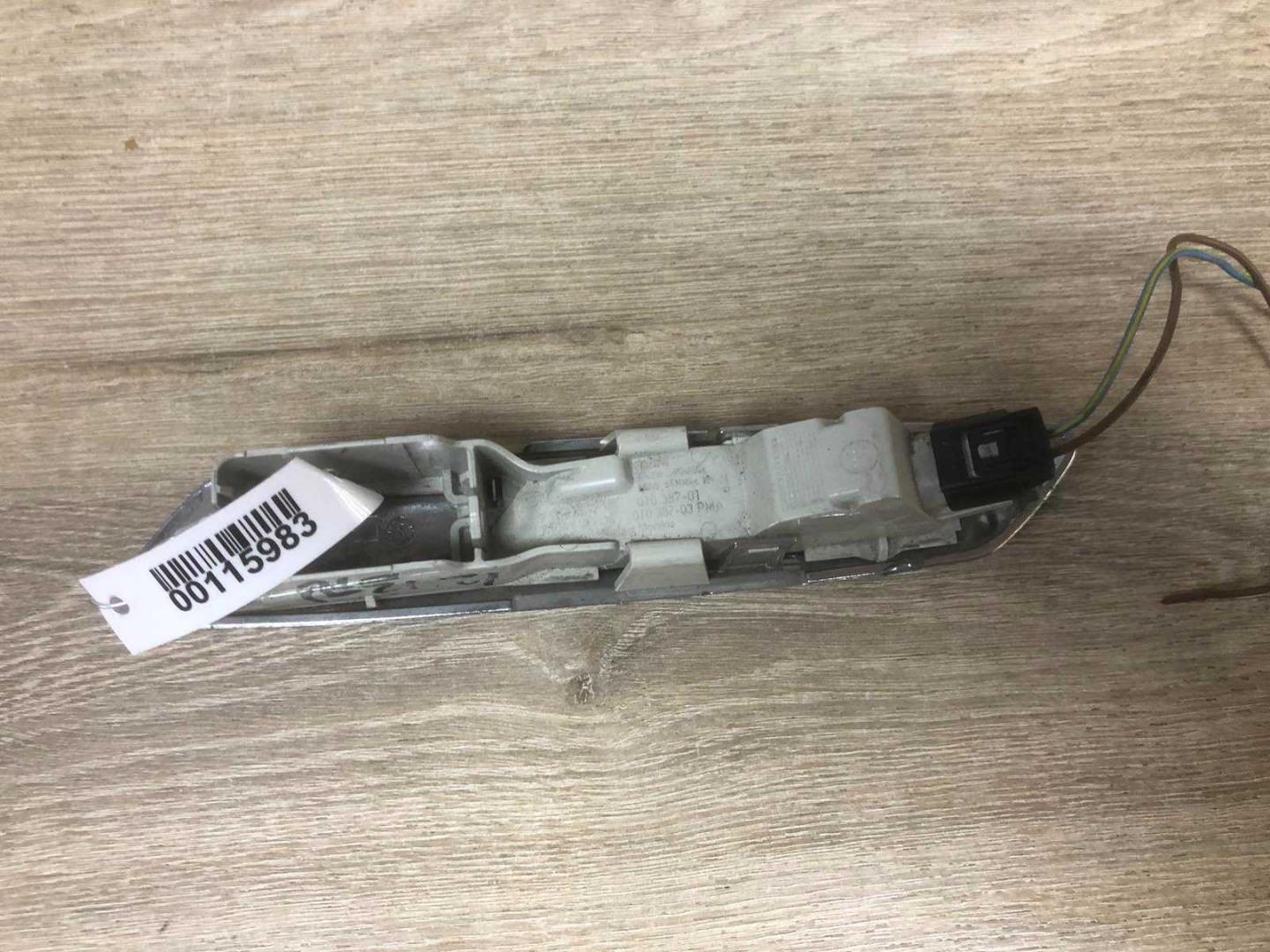 Указатель поворота левый