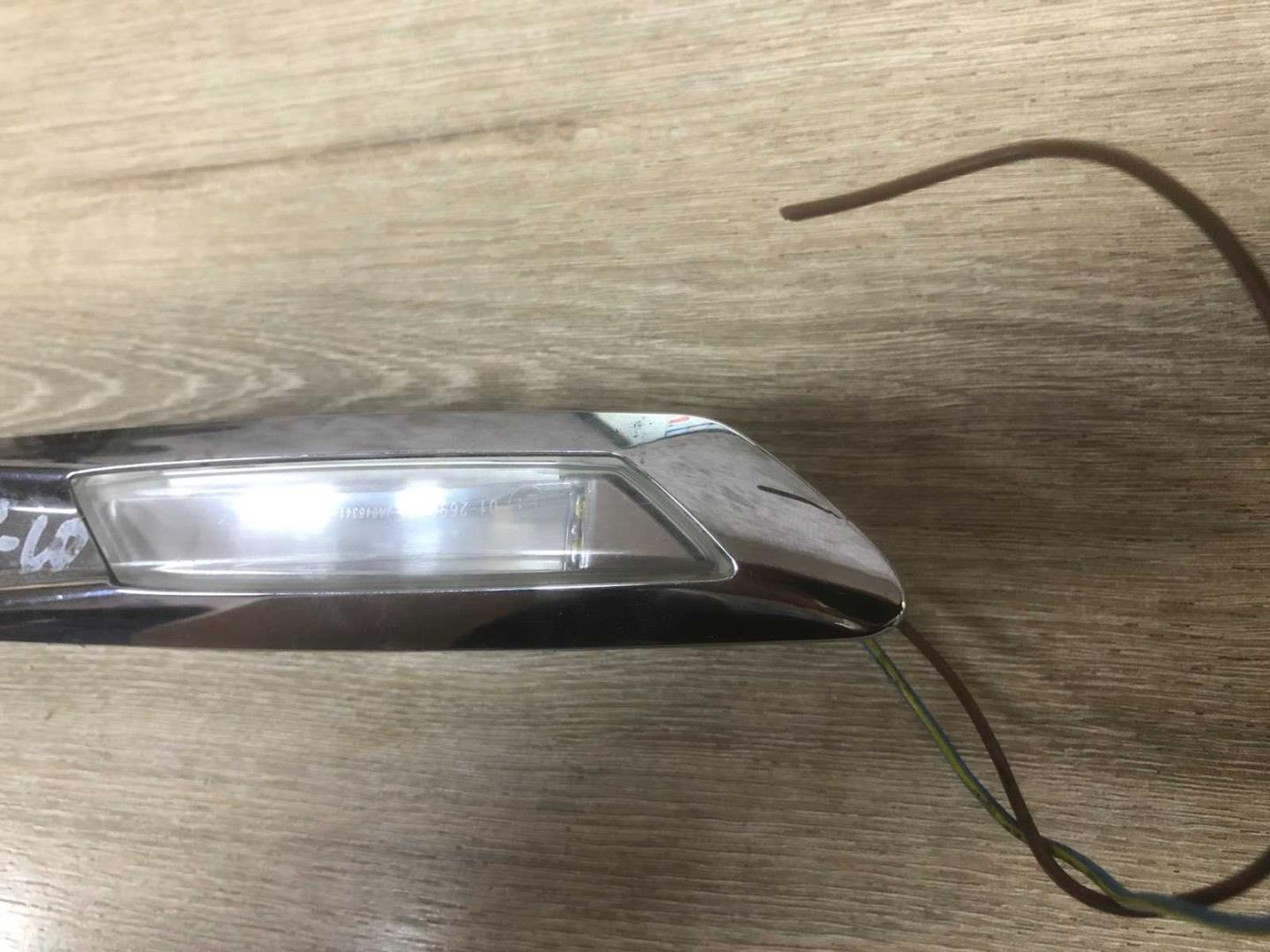 Указатель поворота левый