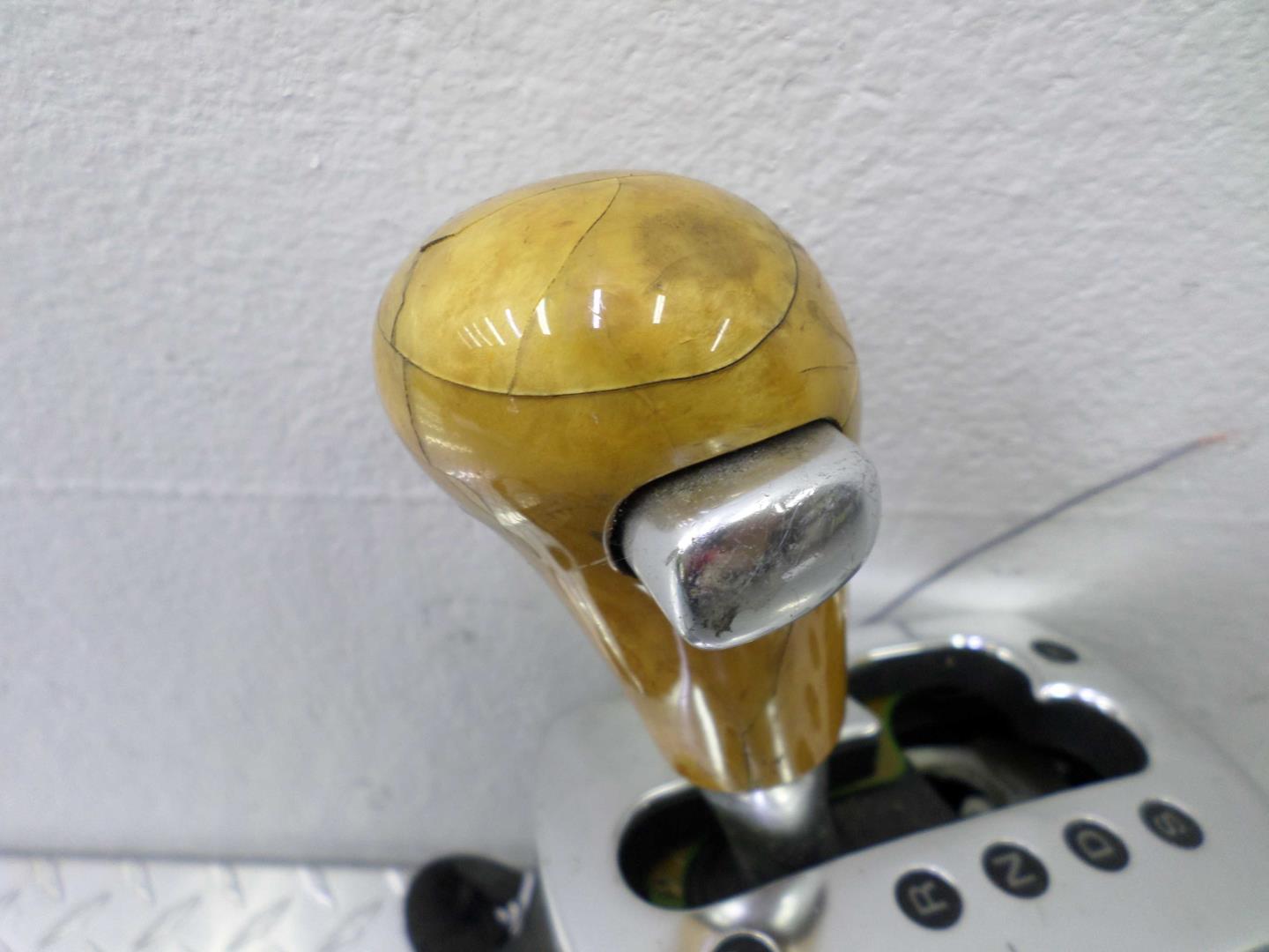 Кулиса МКПП / АКПП