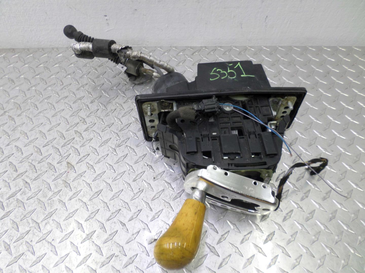 Кулиса МКПП / АКПП